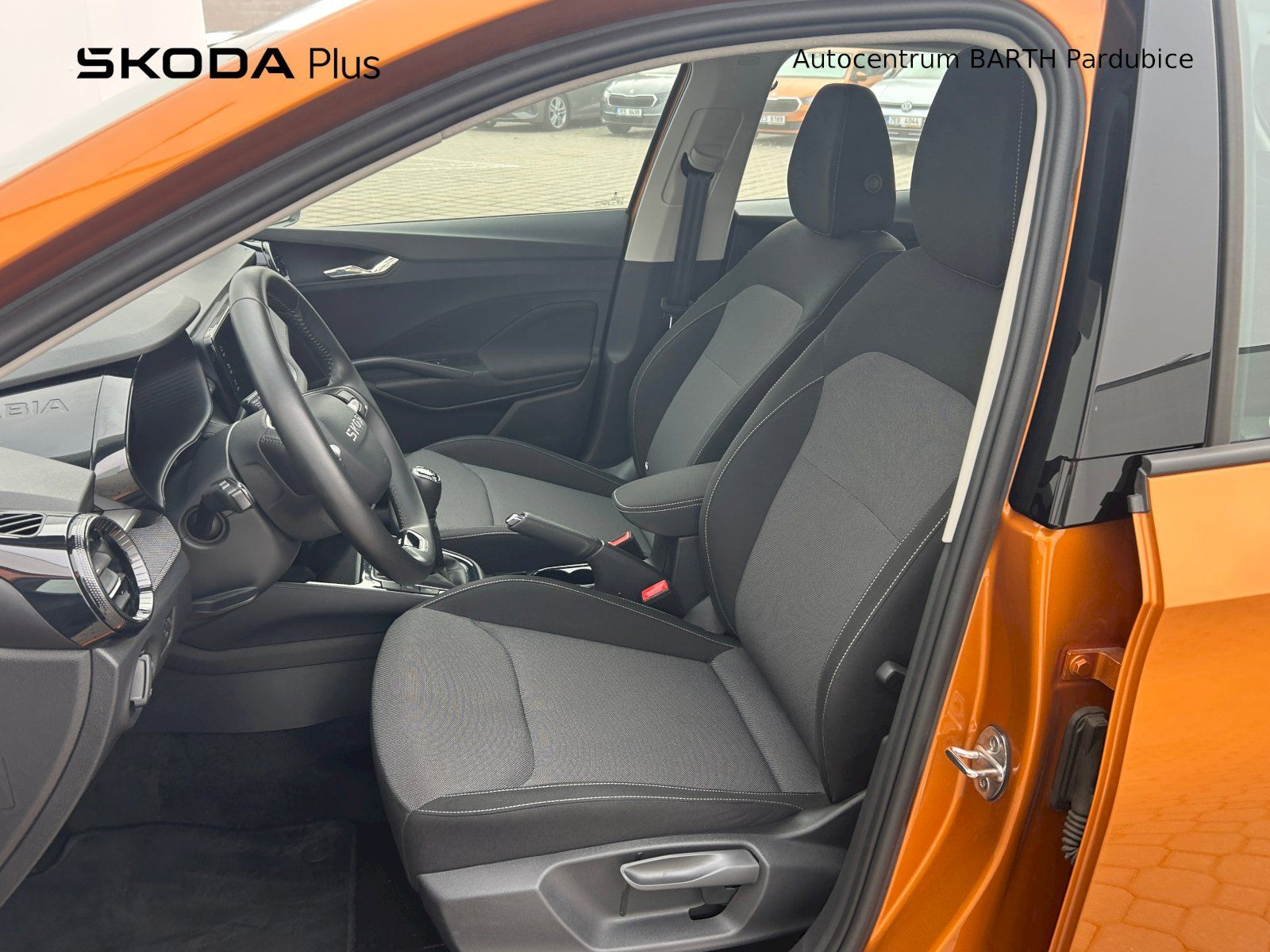 Škoda Fabia, 1,0 MPI / 59 kW / Selection / - fotka 6