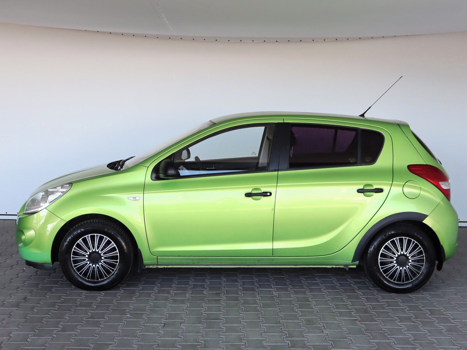 Hyundai i20, 1.2, jezdí výborně - fotka 3
