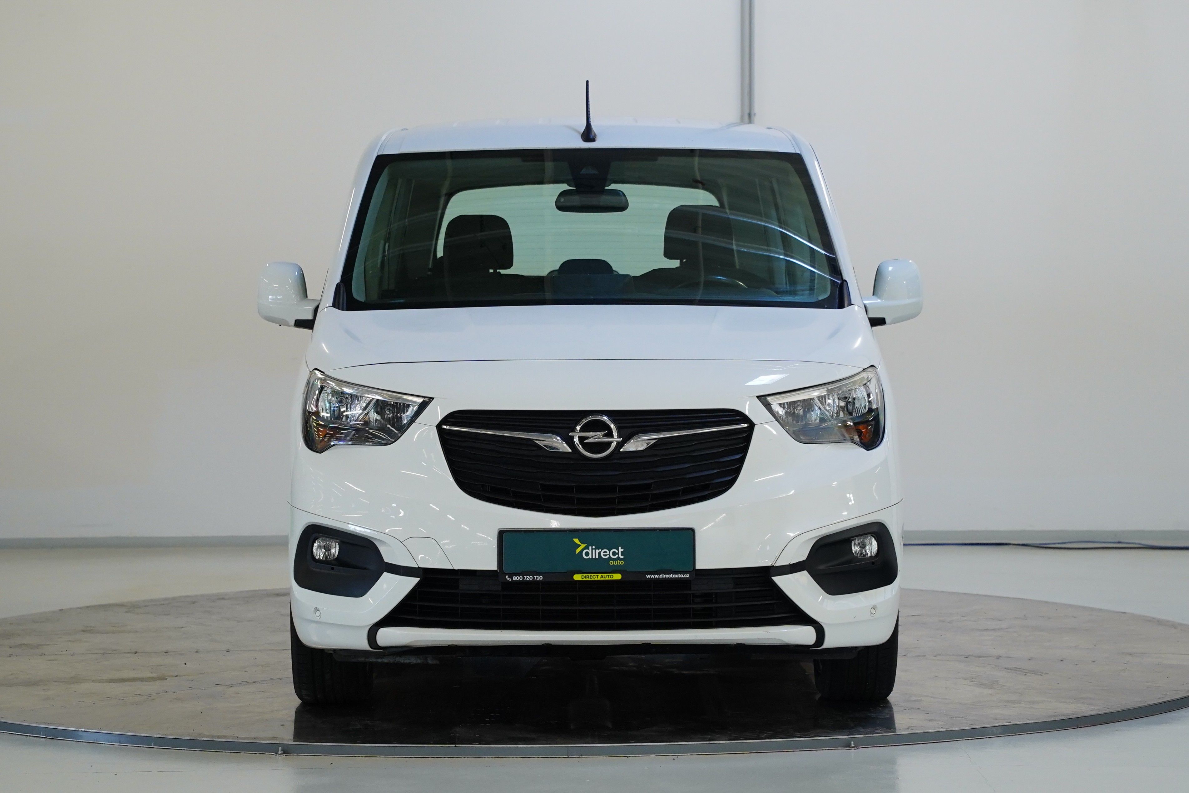 Opel Combo, 1.2 Turbo 81 kW - fotka 4