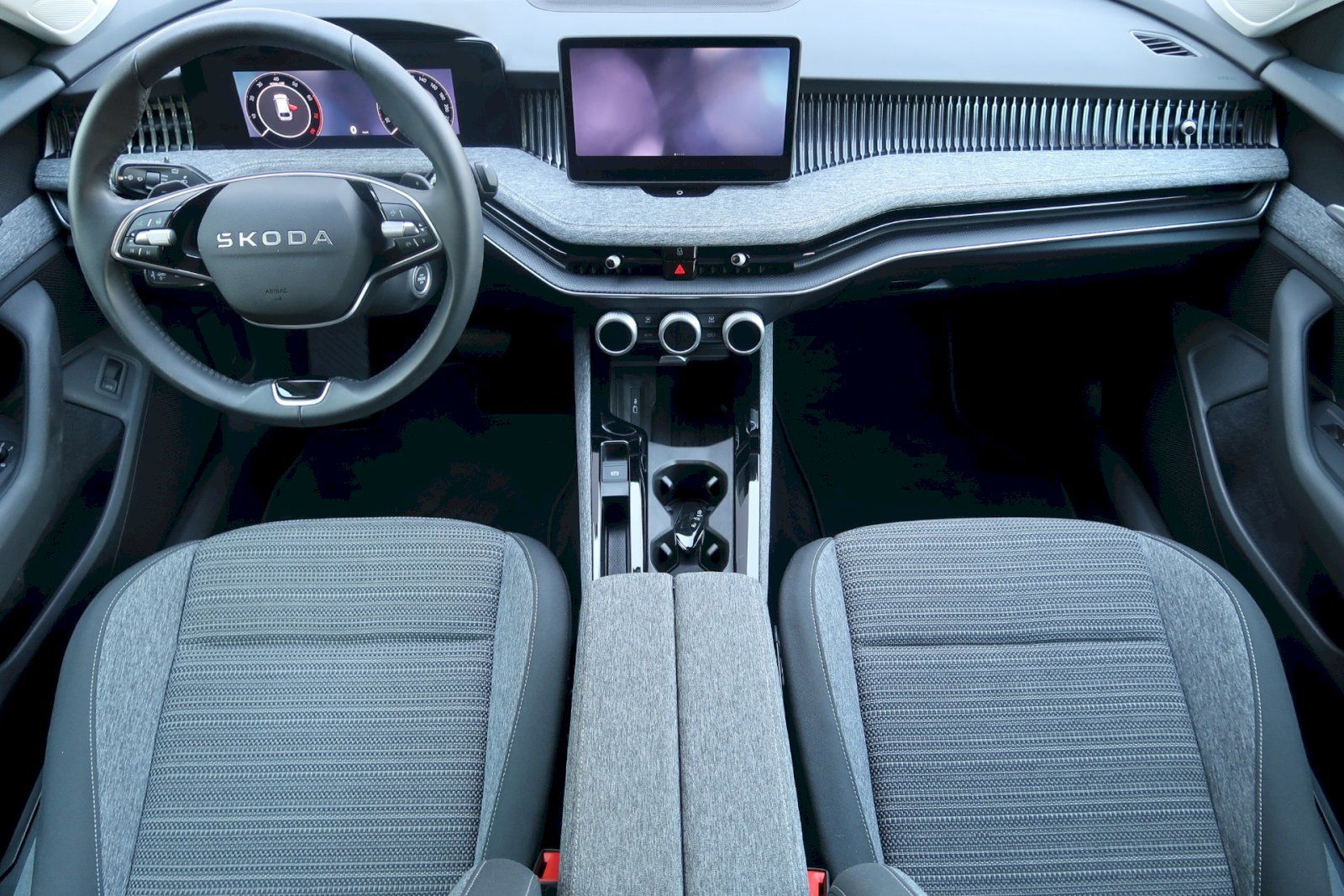 Škoda Superb, Combi  Selection 1,5 TSi e- Te - fotka 5