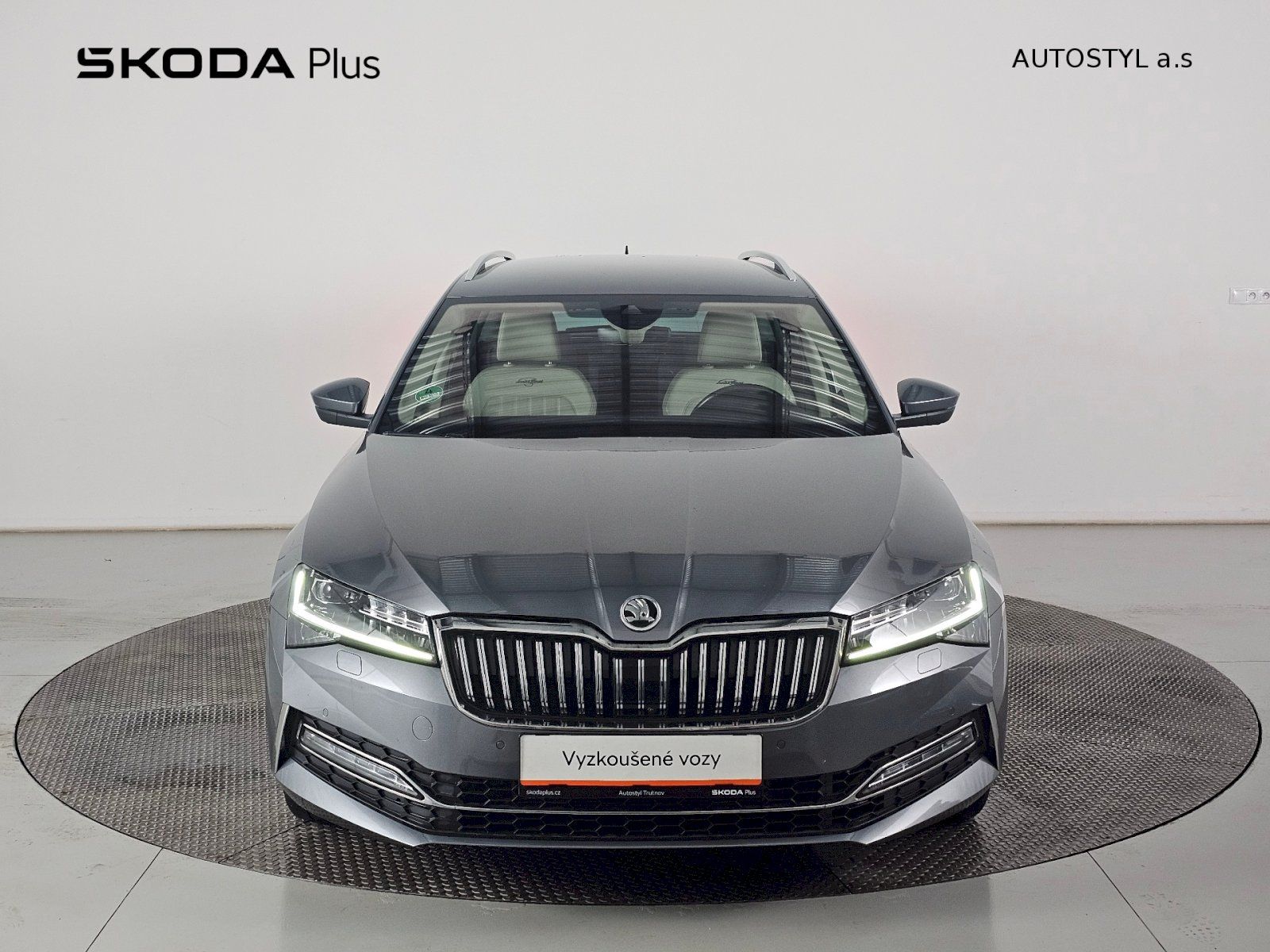 Škoda Superb, COMBI 2.0TSI 206kW 4X4 Laurin - fotka 4