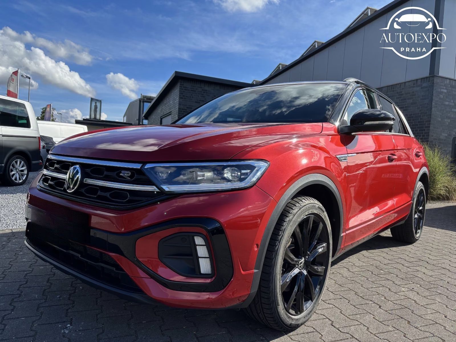 Volkswagen T-Roc, R-Line*Matrix*Kamera*Tažné - fotka 2