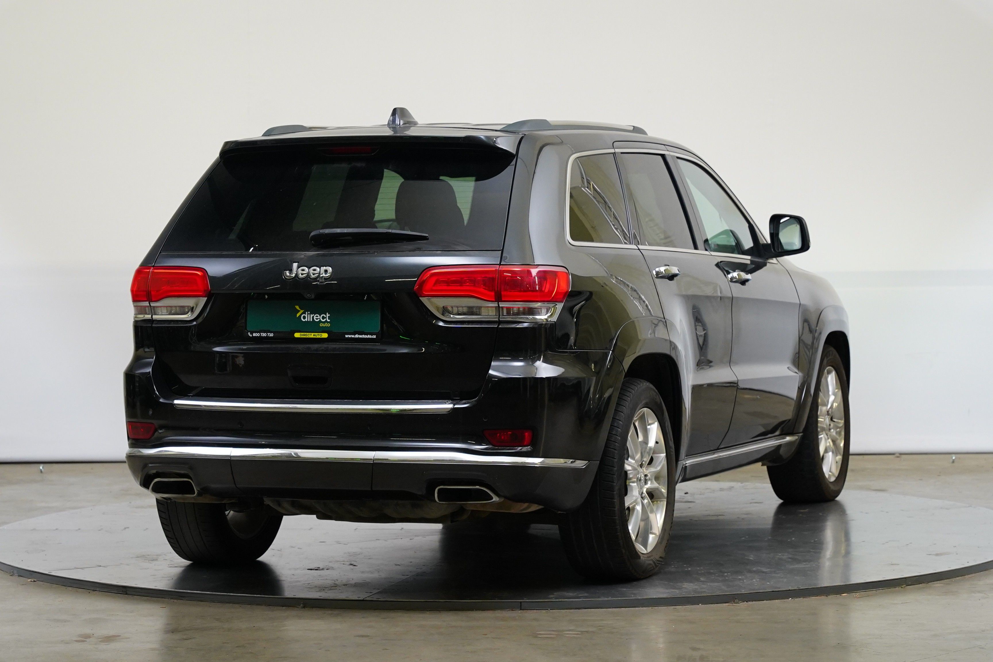 Jeep Grand Cherokee, 3.0 CRD 184 kW Summit - fotka 2