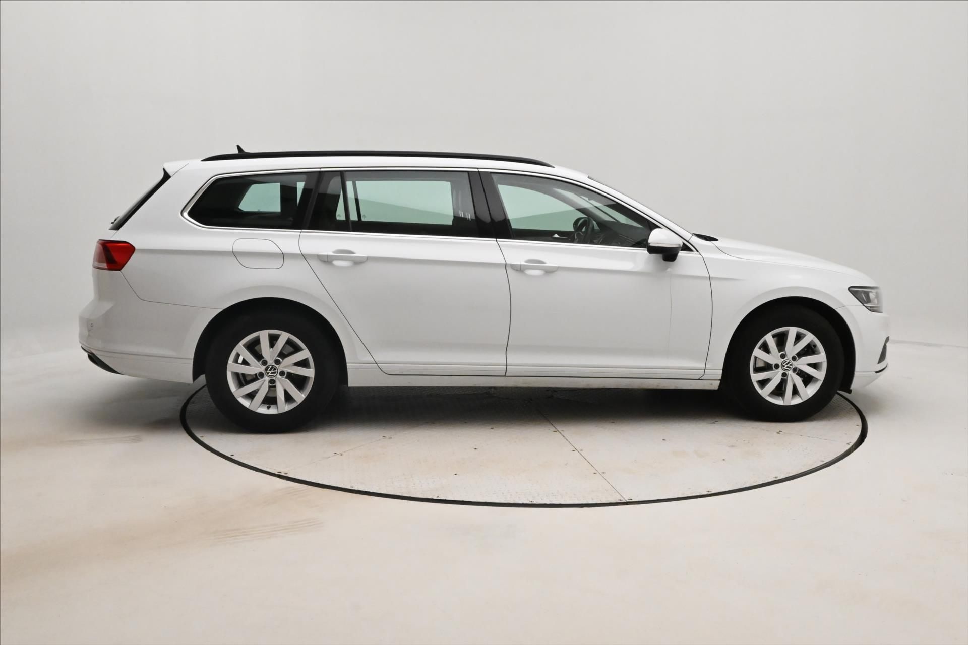 Volkswagen Passat, 2,0 TDI 110 kW DSG Business Zá - fotka 4