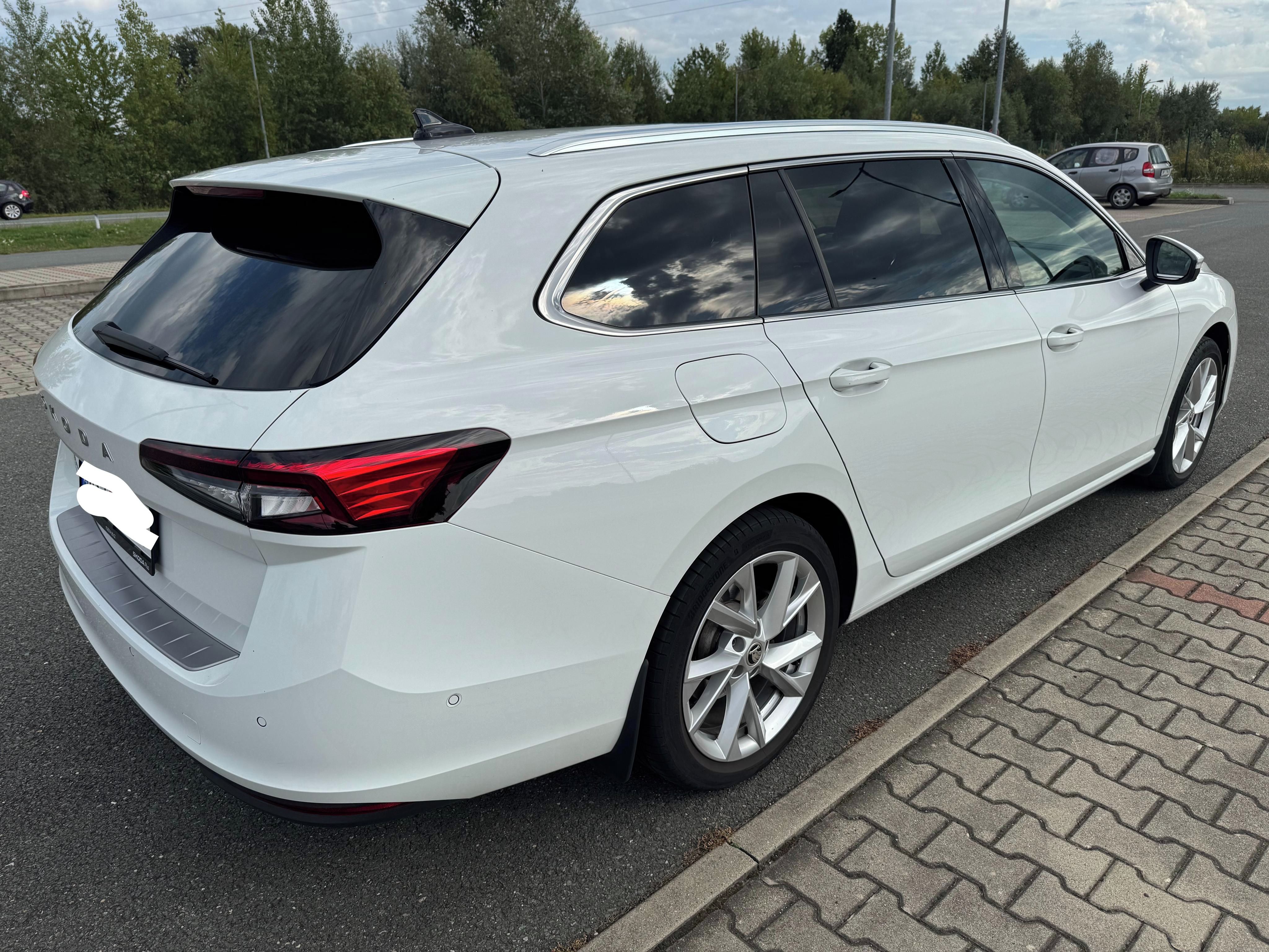 Škoda Superb, 1.5 TSI m-HEV - fotka 5