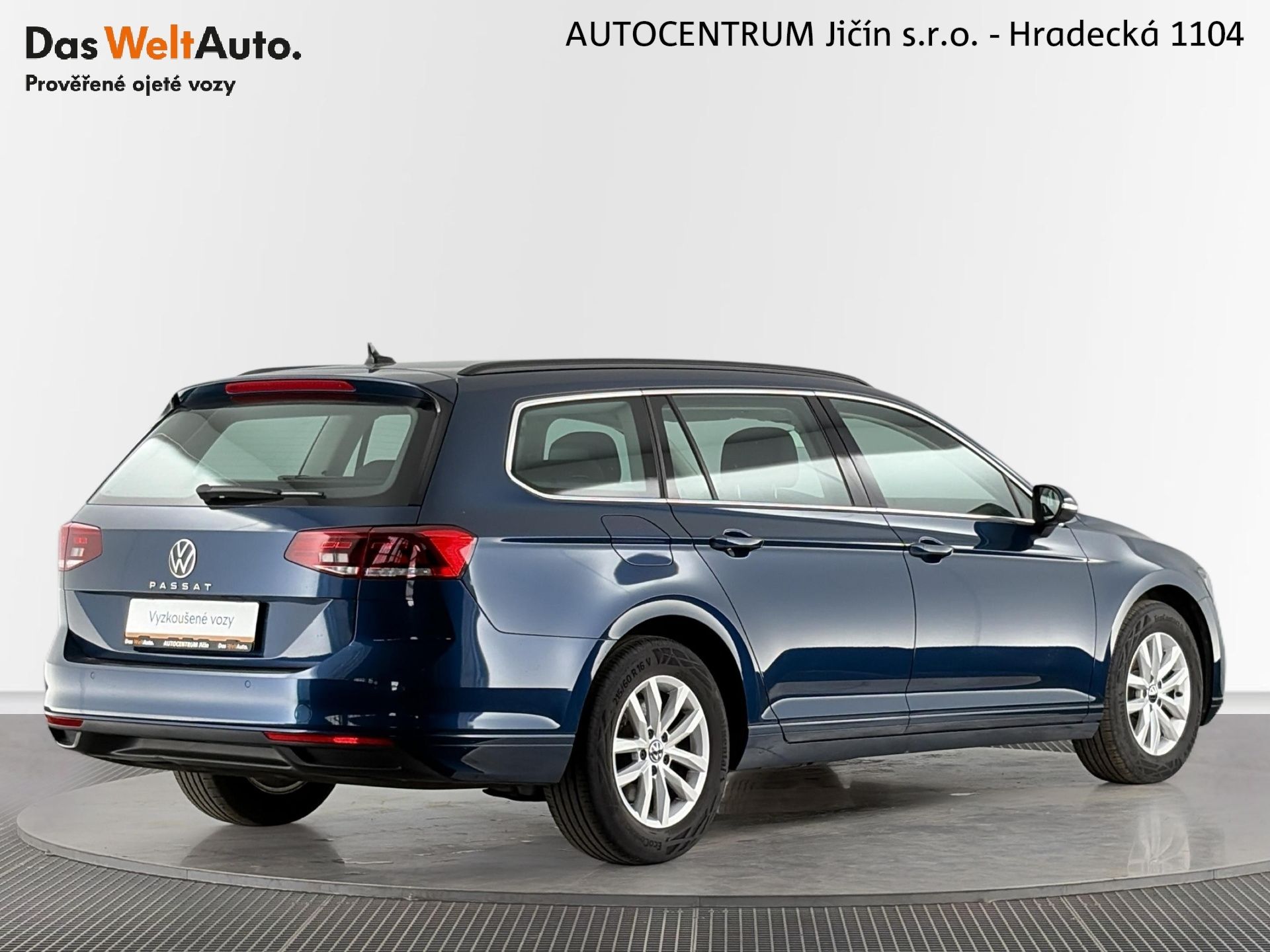 Volkswagen Passat, Business 2.0 TDI 110kW - fotka 2