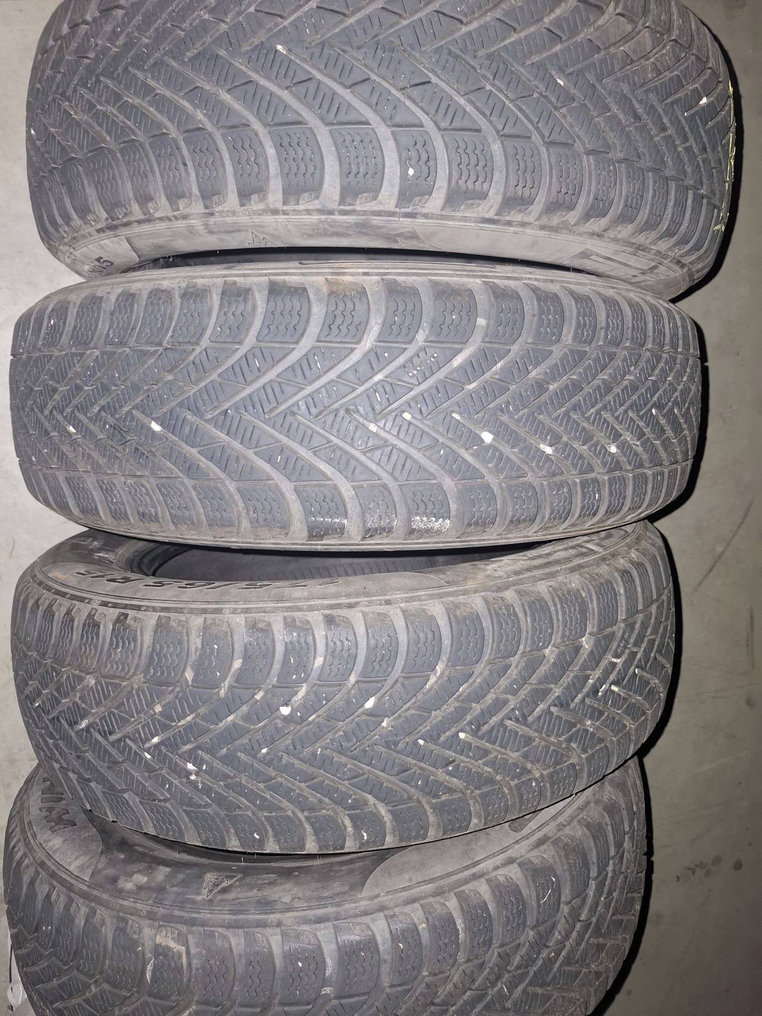 Fiat Punto, 1.2, STK do 9/2028, zimní pneu - fotka 3