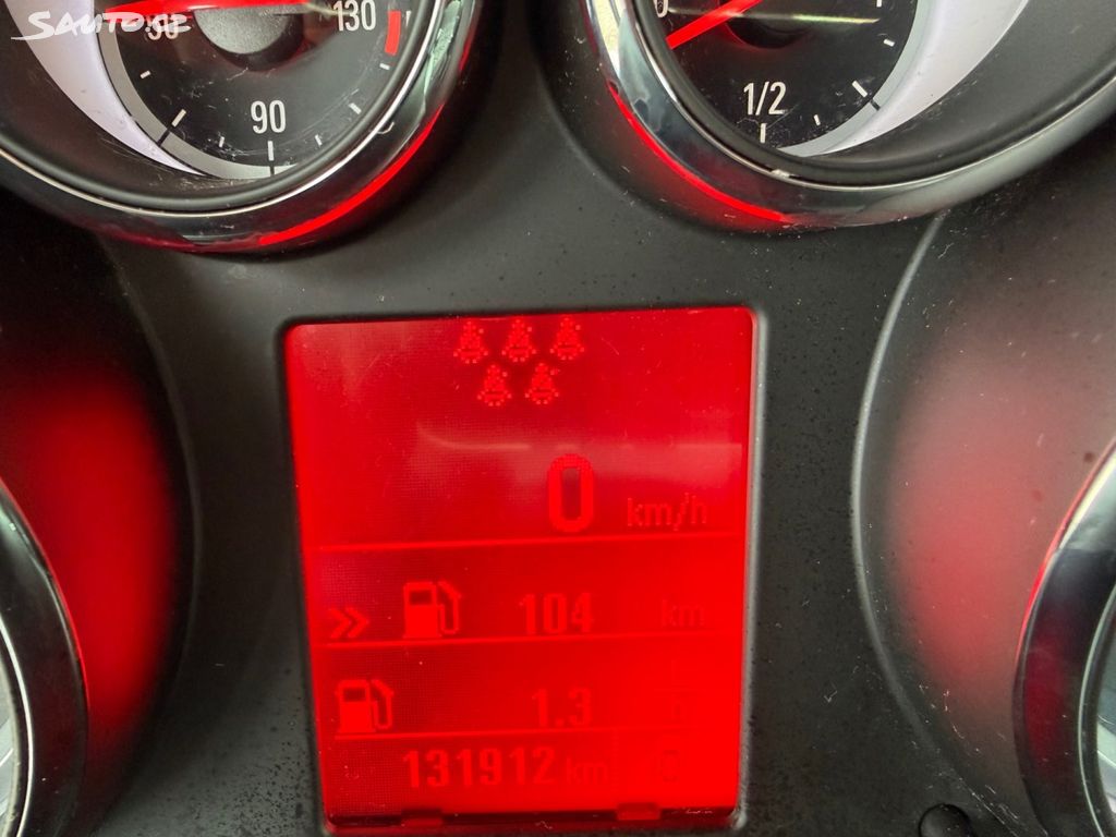 Opel Zafira, 1,4 7MÍST,SERVISKA