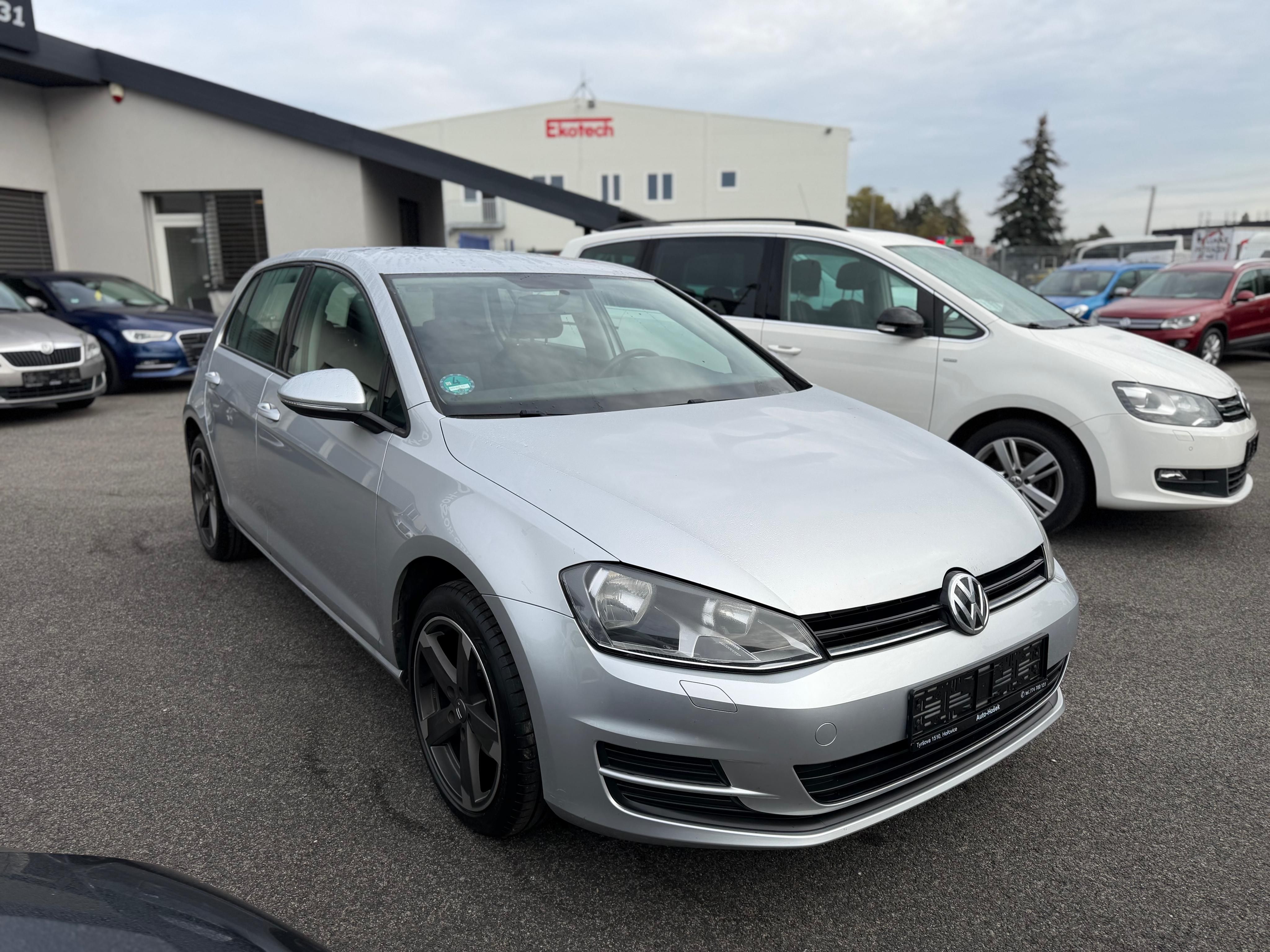 Volkswagen Golf, 1.2 Tsi, 81kw - fotka 4