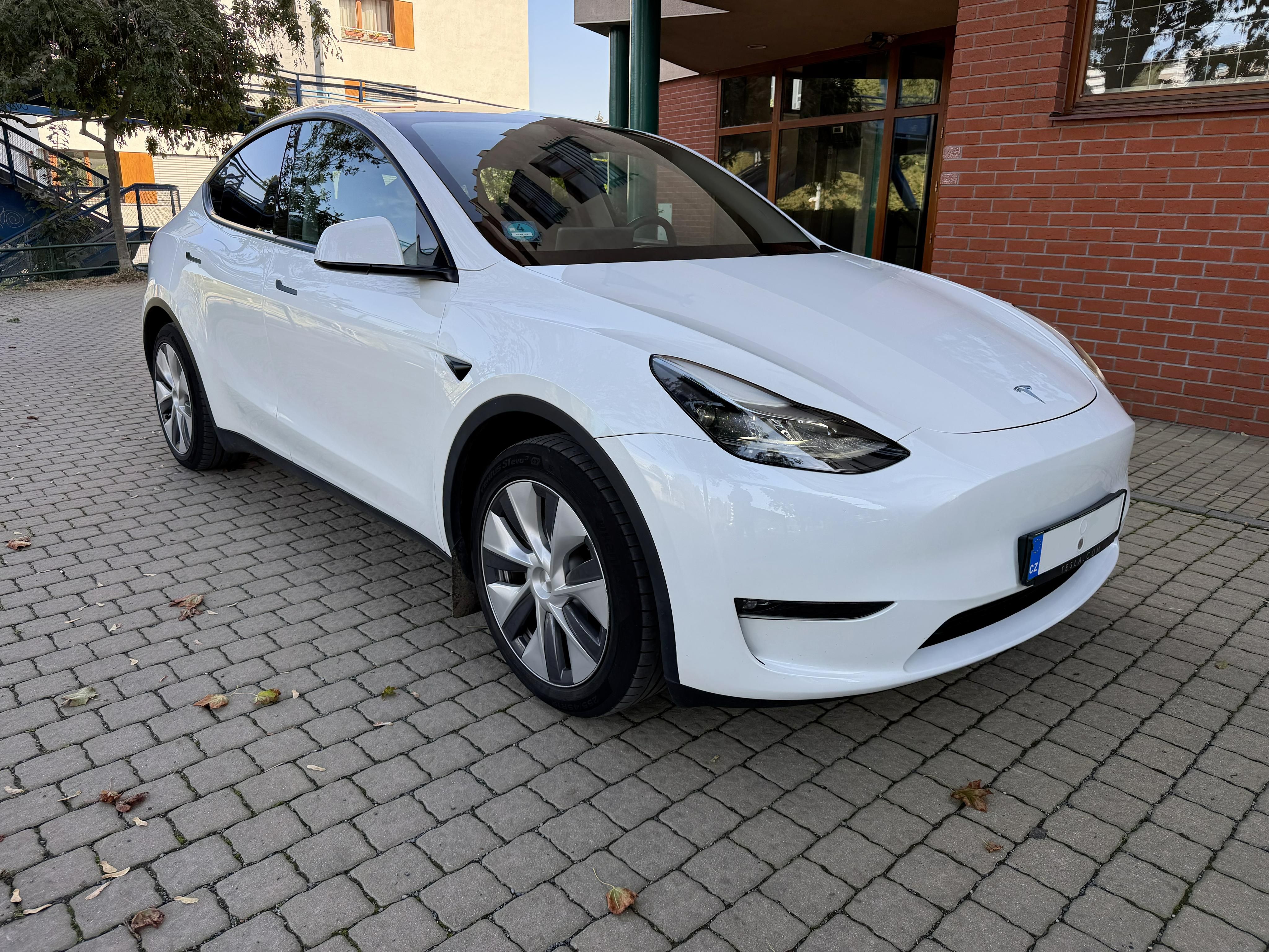 Tesla Model Y, DualM Long Range AWD 2024 HW.4