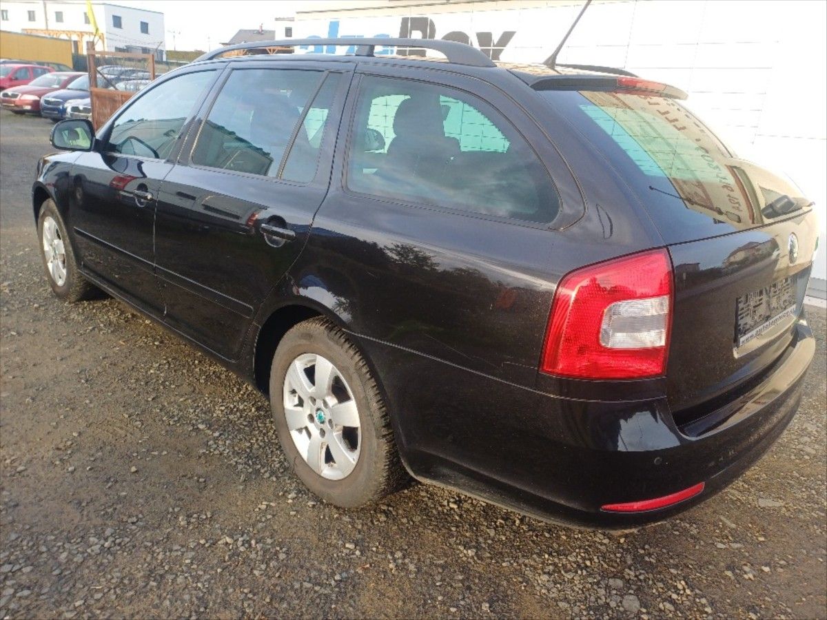 Škoda Octavia, 2,0 TDI  kombi - fotka 4