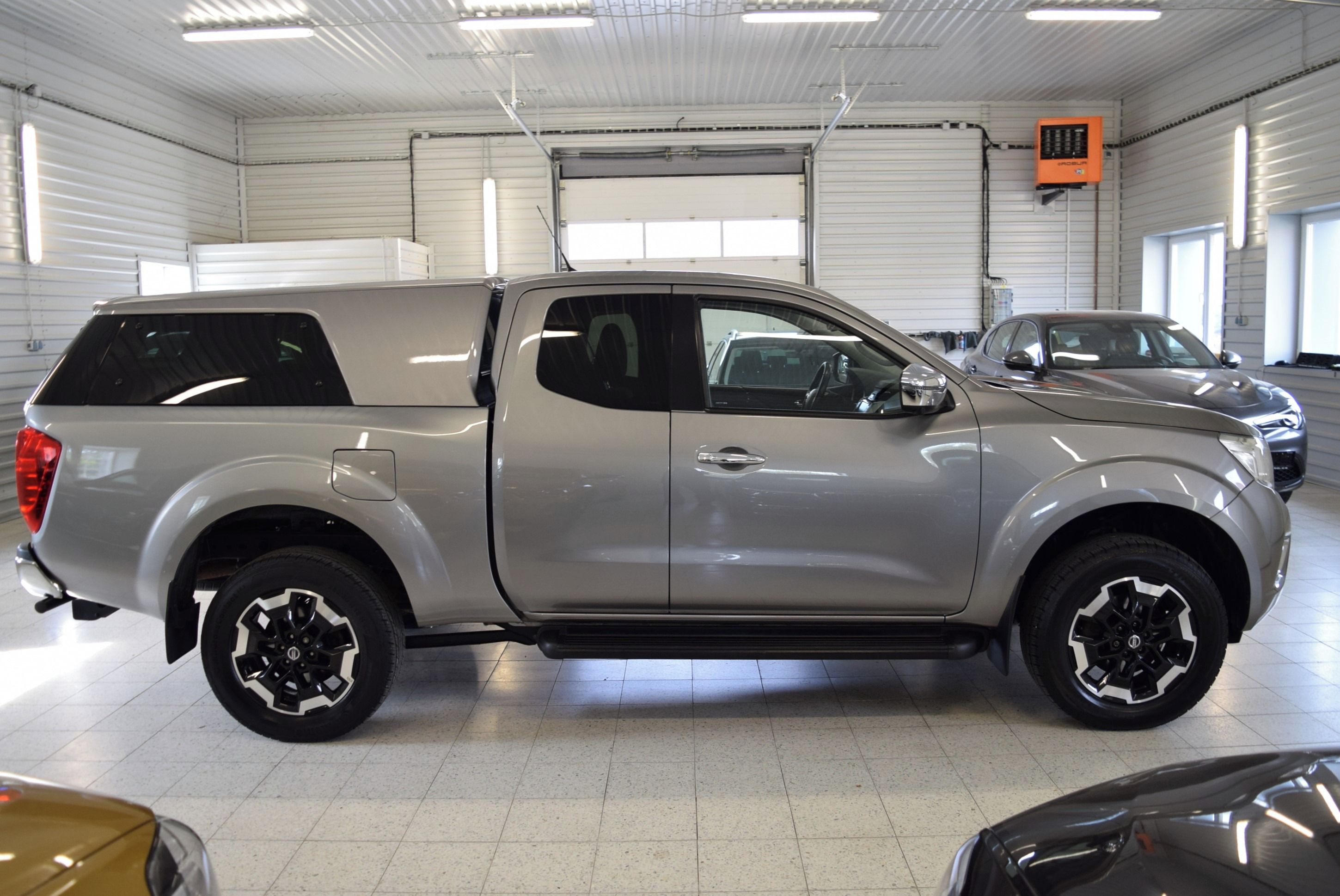 Nissan Navara, 2.3 DCi KING-CAP HARDTOP 2022 - fotka 6