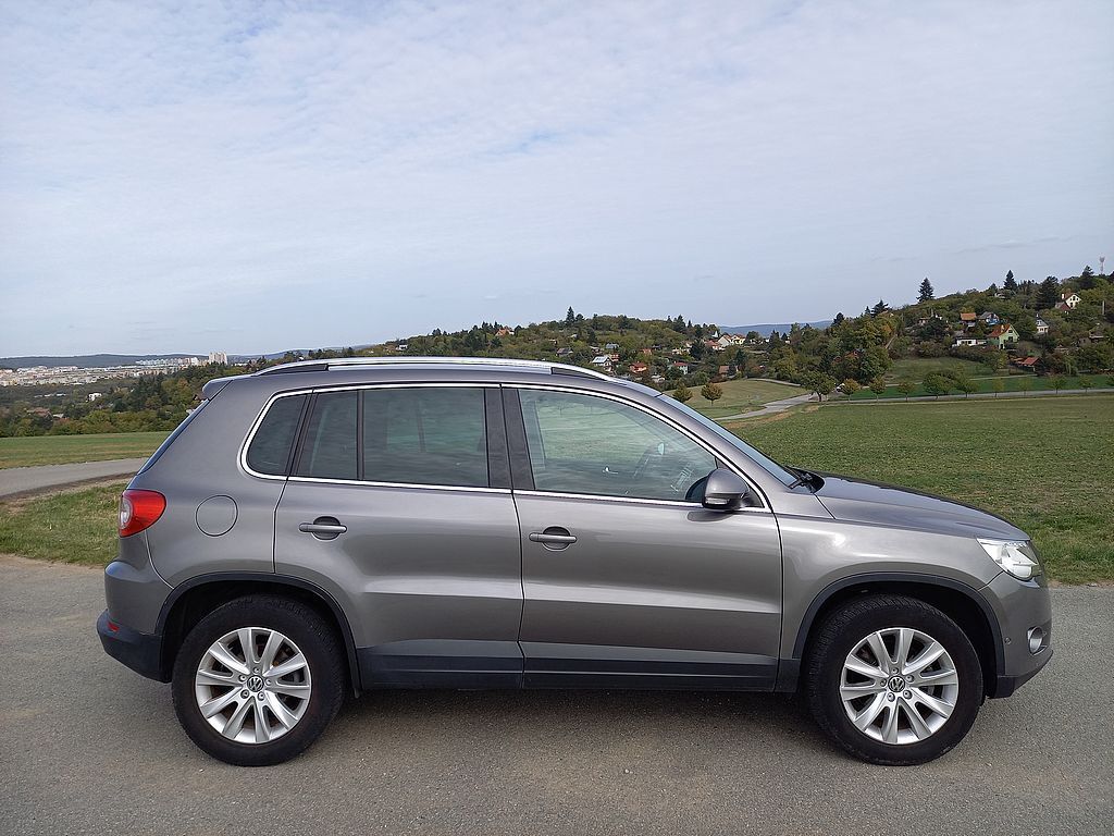 Volkswagen Tiguan, 2,0Tdi 125kw klima+4x4+alu. - fotka 6