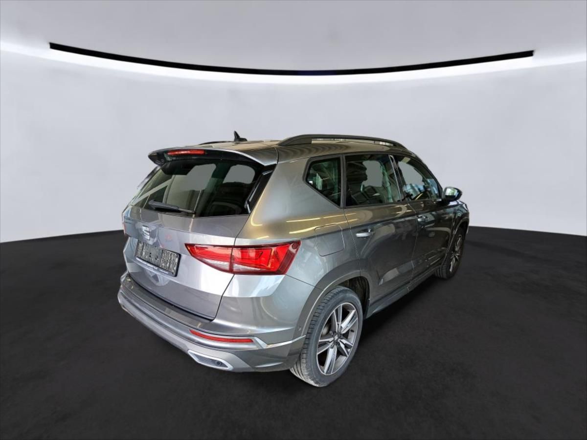 Seat Ateca, 2,0 TDI TAŽNÉ WEBASTO KAMERA - fotka 4