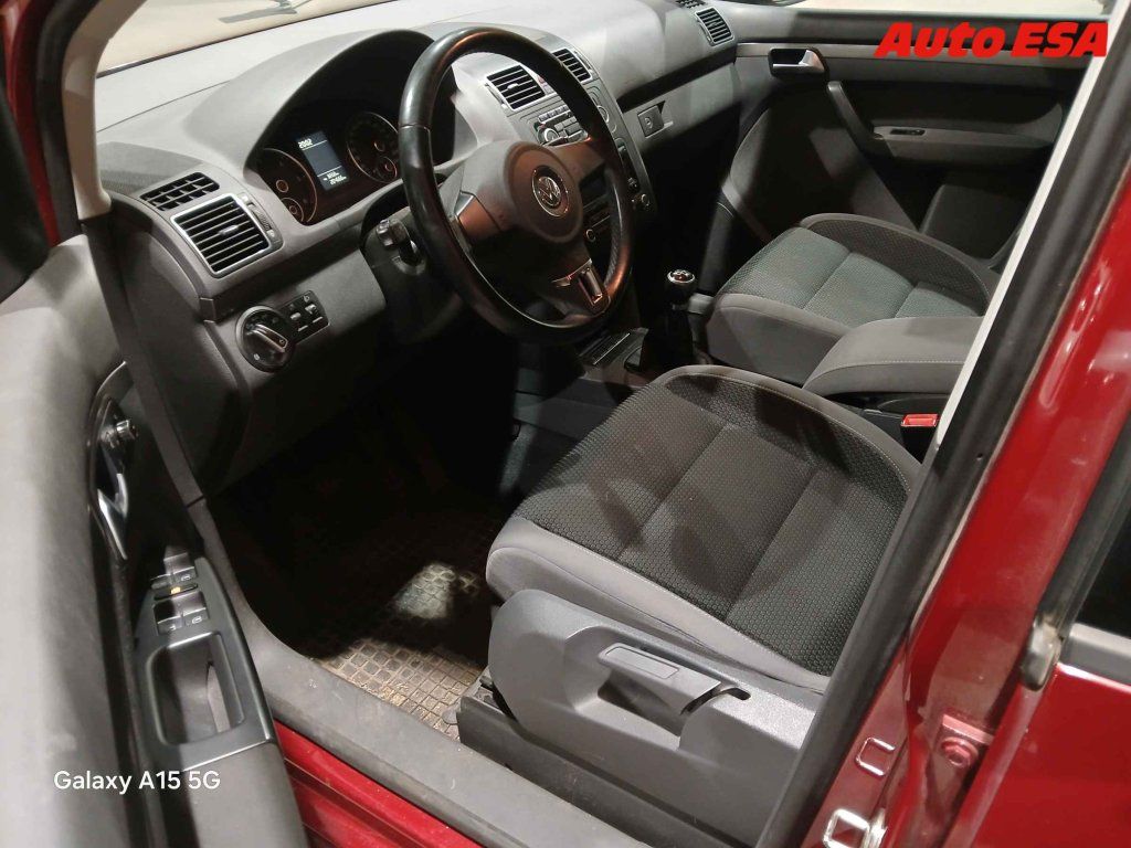 Volkswagen Touran, 1.6 TDI - fotka 3