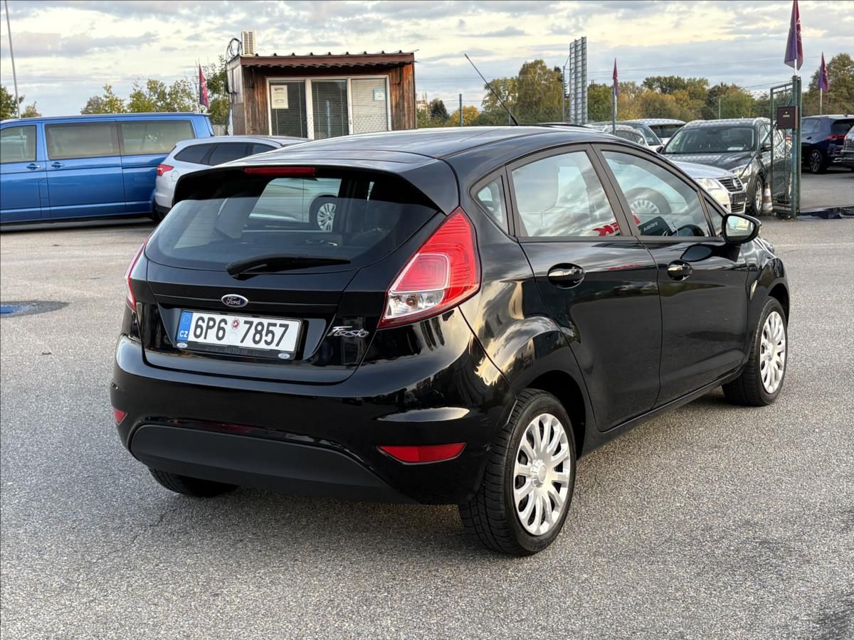 Ford Fiesta, 1,2 i 60kW CZ,5Dv,Klima,Výhřev - fotka 2