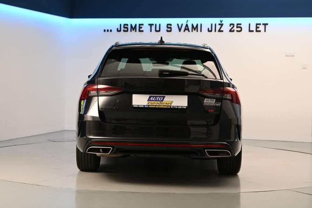 Škoda Octavia, 2.0 RS DSG 147KW Matrix LED Vi - fotka 6