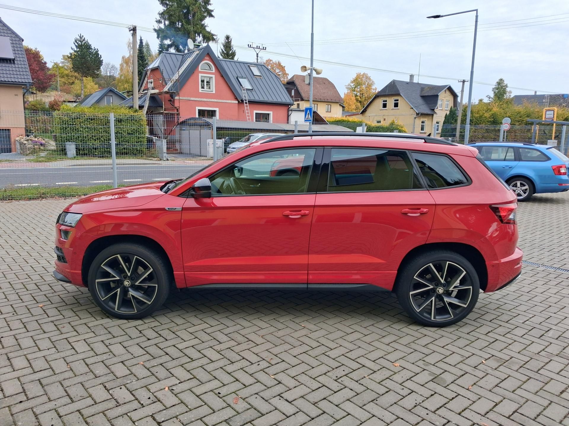 Škoda Karoq, 2,0TDi DSG 4x4 SPORTLINE NAVI - fotka 4