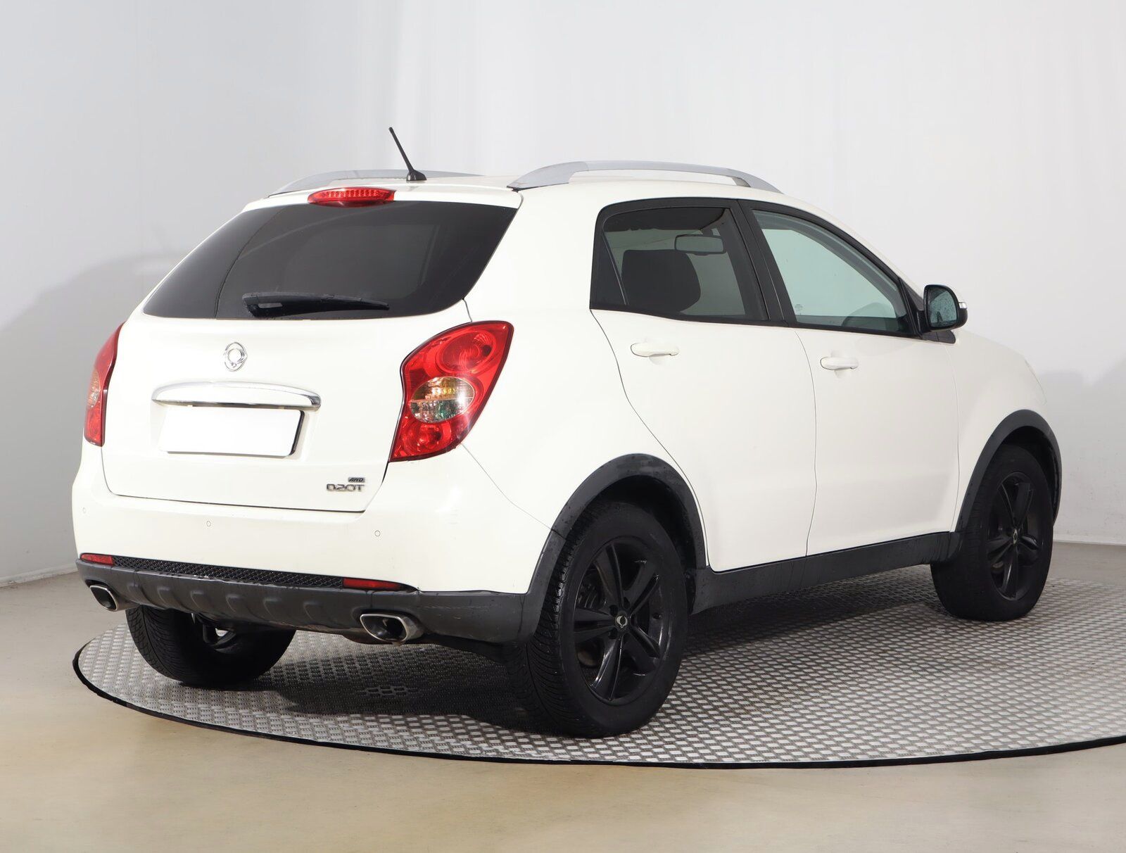 SsangYong Korando, 2.0 e-XDi, 4X4 - fotka 5