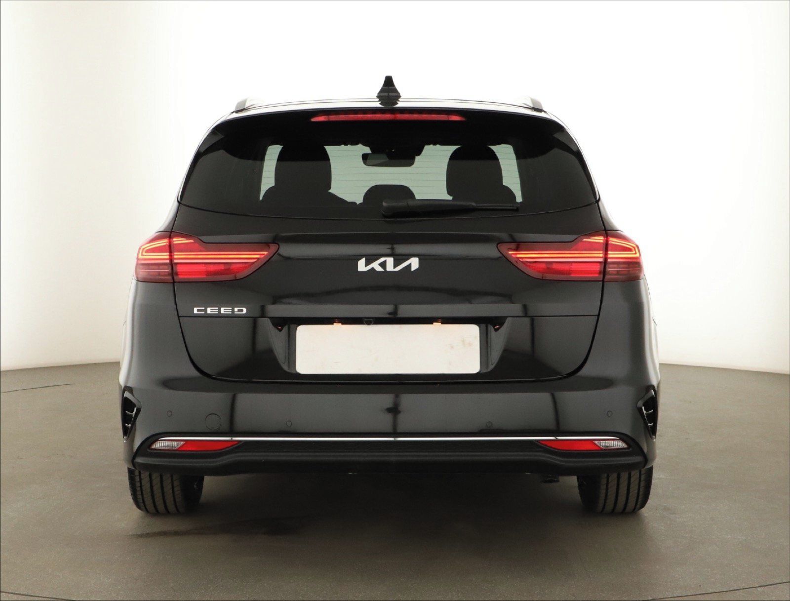 Kia Cee´d, 1.5 T-GDI, Top, Navigace - fotka 4