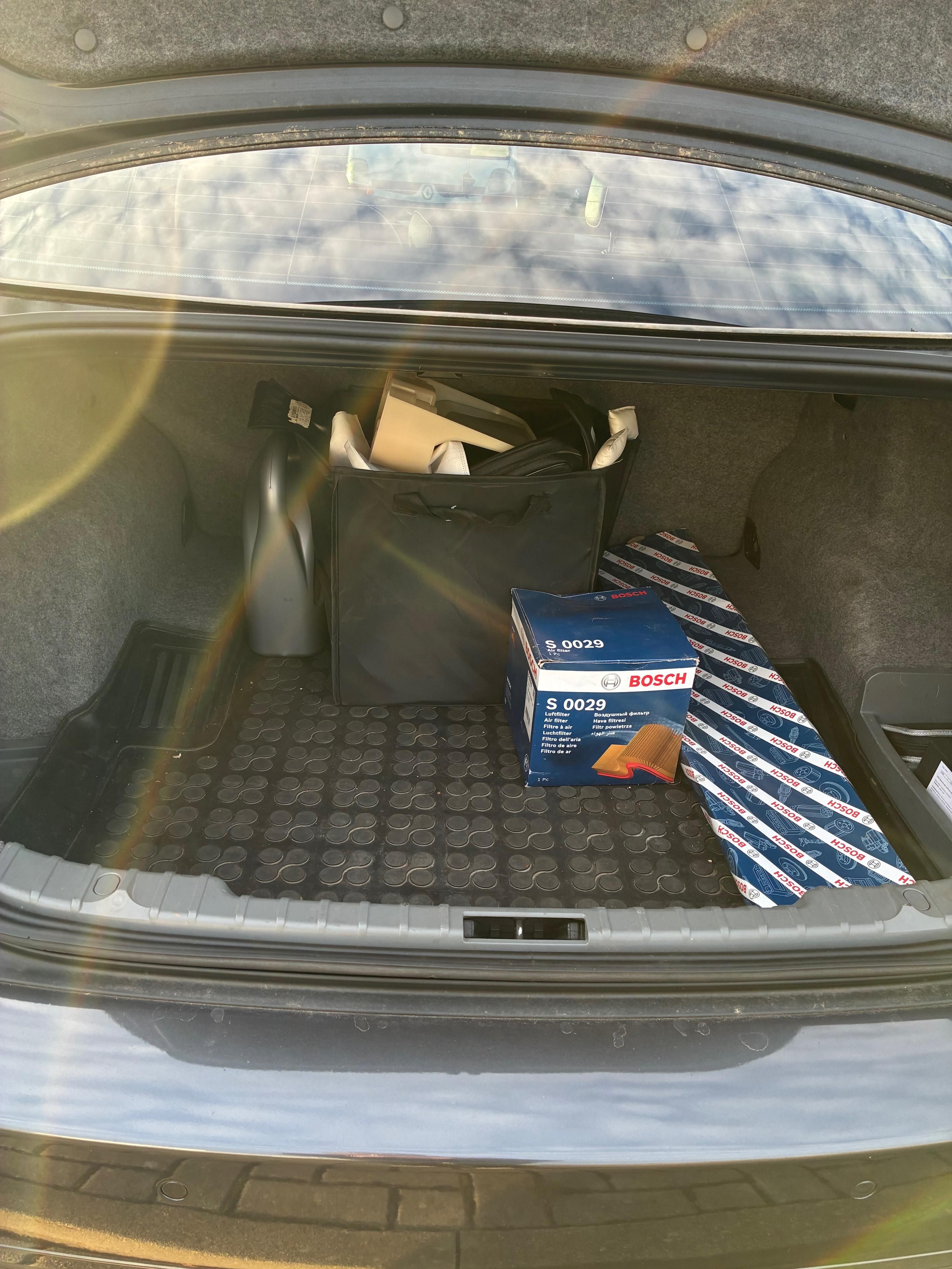 BMW Řada 3, E90 325i - fotka 4