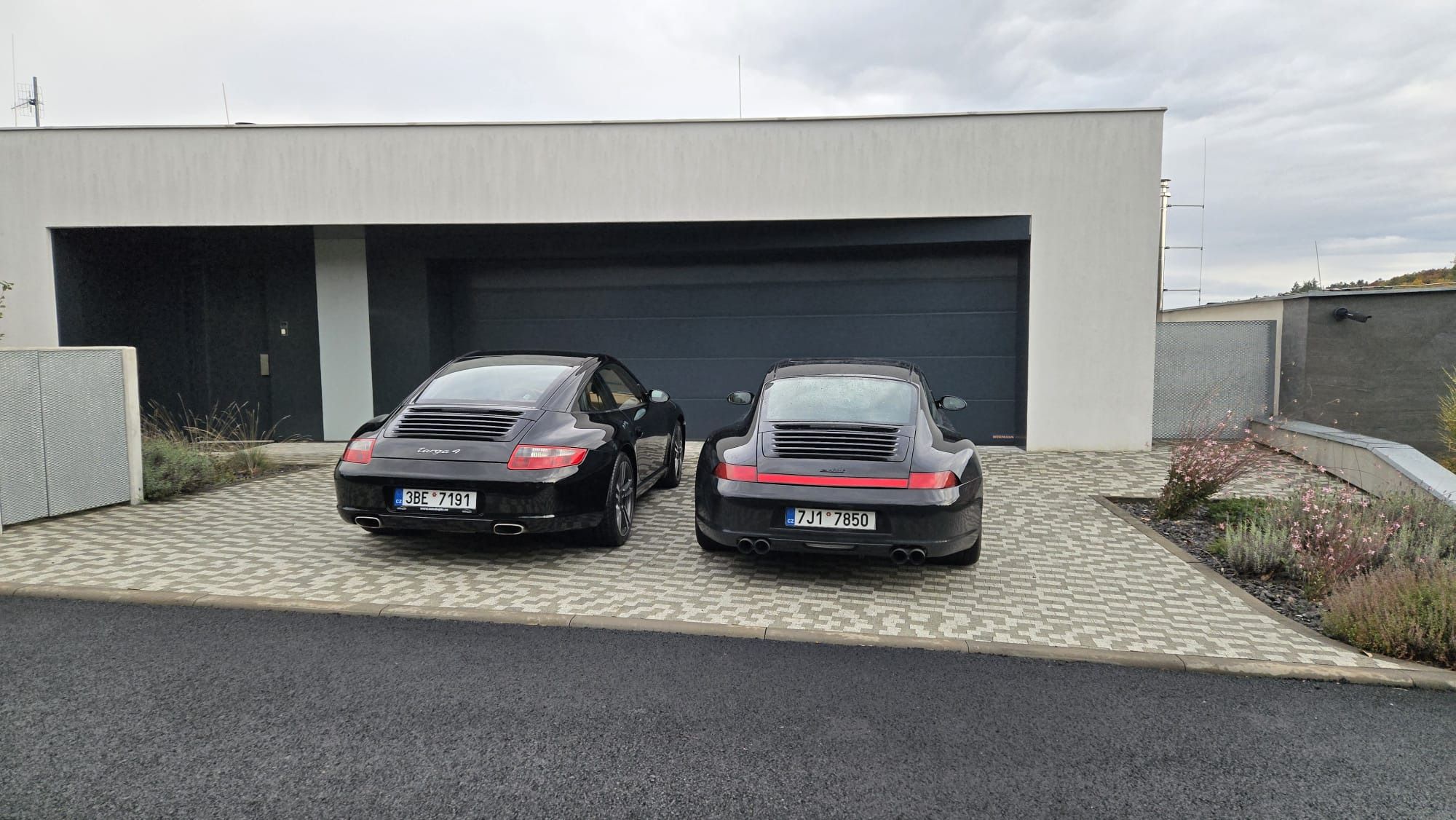 Porsche 911, Porsche 911 TARGA 4 997