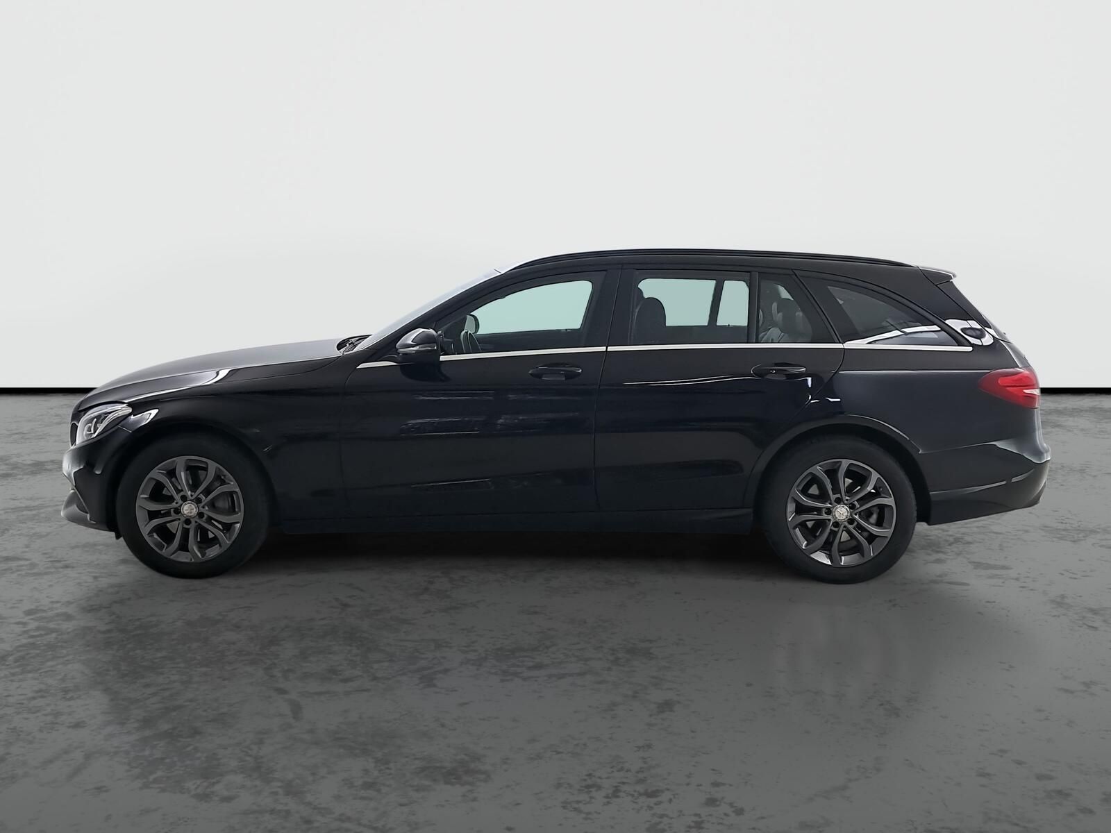 Mercedes-Benz Třídy C, 250 CDI, Automat, Navi - fotka 3