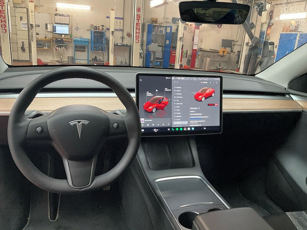 Tesla Model Y, +Tažné,LFP RWD,Záruka, Berlin - fotka 5