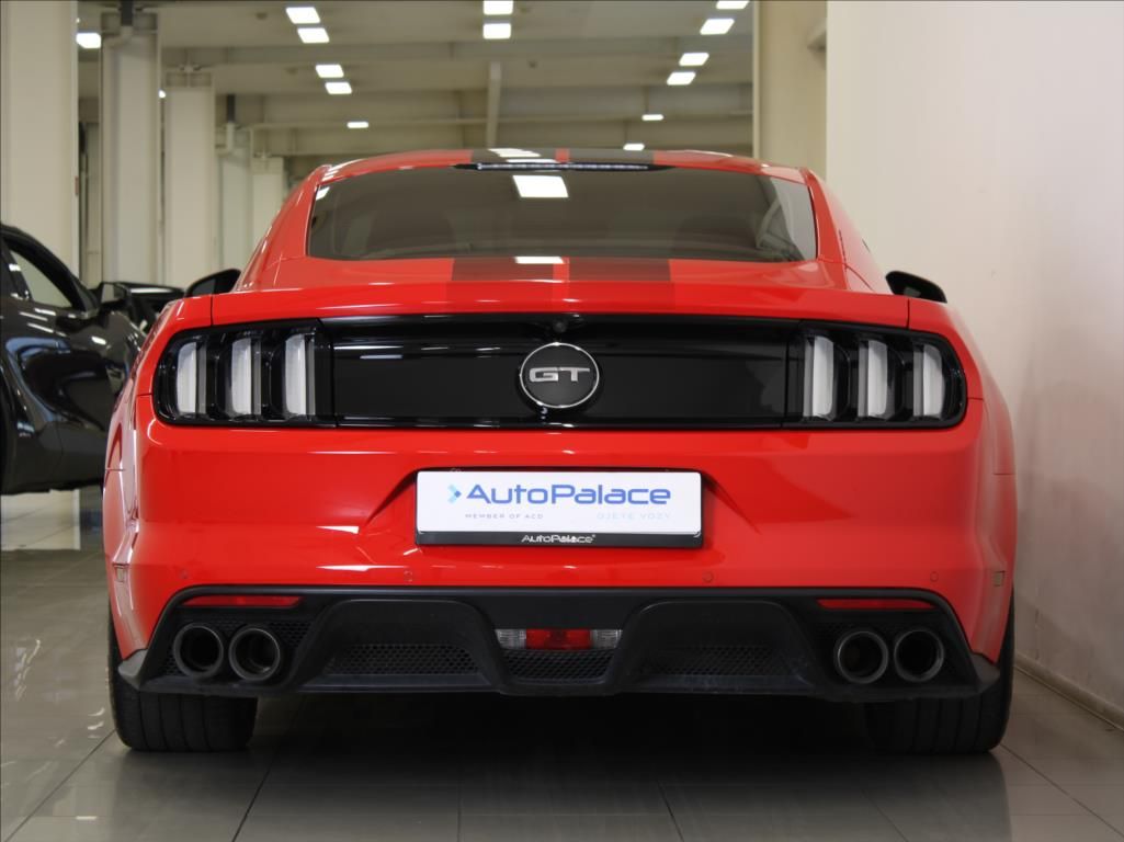 Ford Mustang, 5,0 V8 310kW AT 61tkm! 2.maj.Č - fotka 4