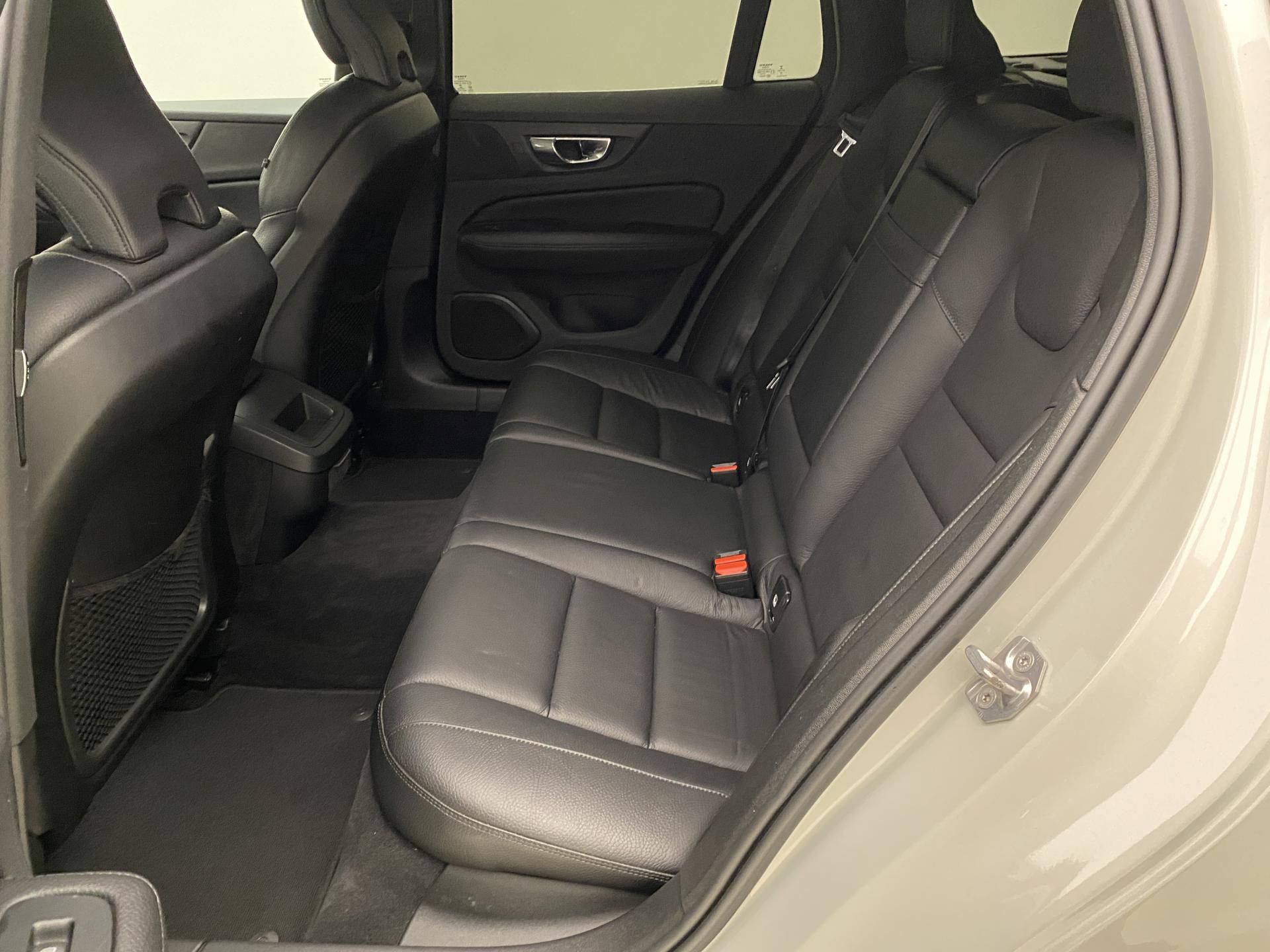 Volvo V60, D5 INSCRIPTION AUT CZ - fotka 5