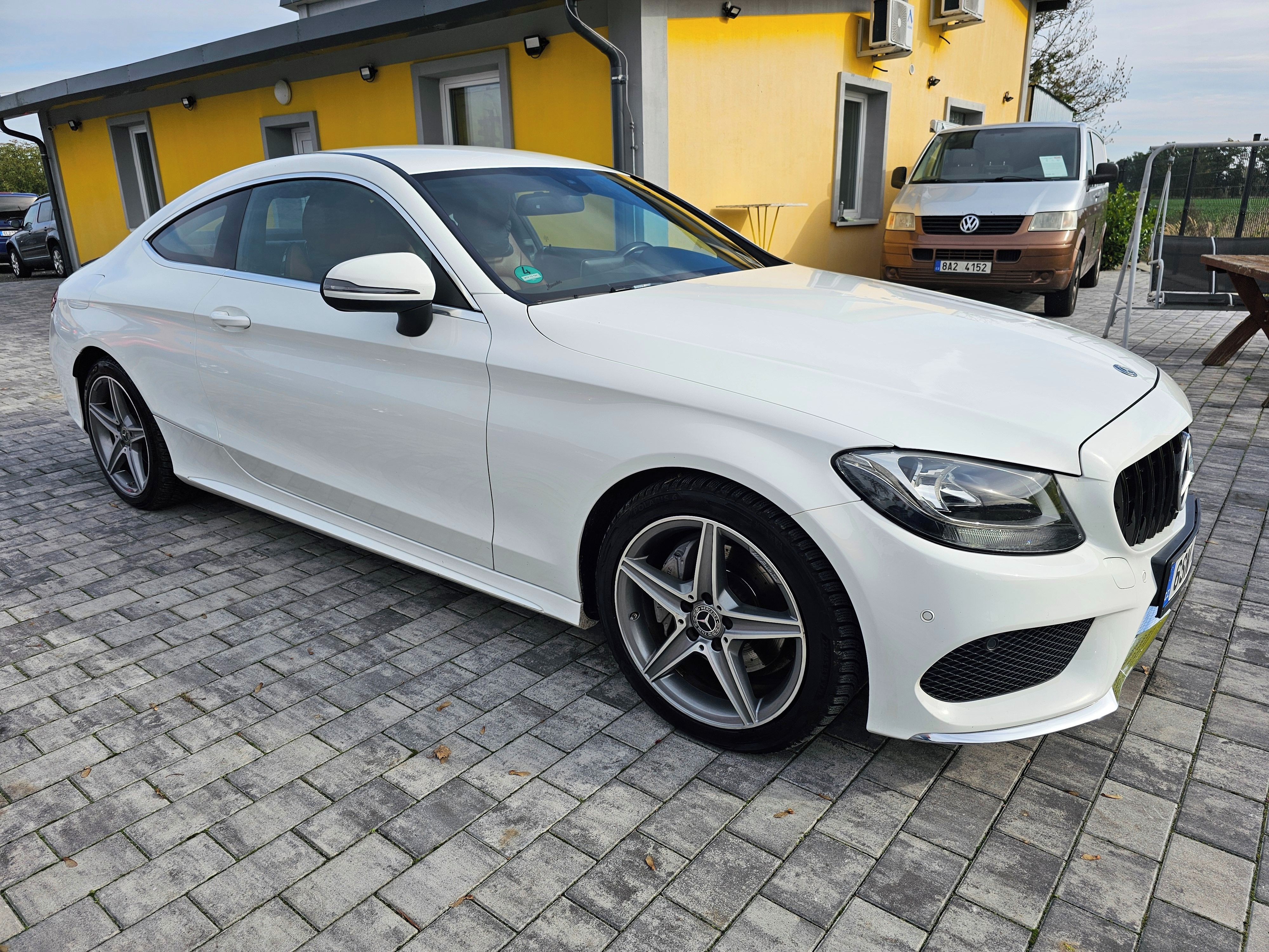 Mercedes-Benz Třídy C, C 200 - fotka 4