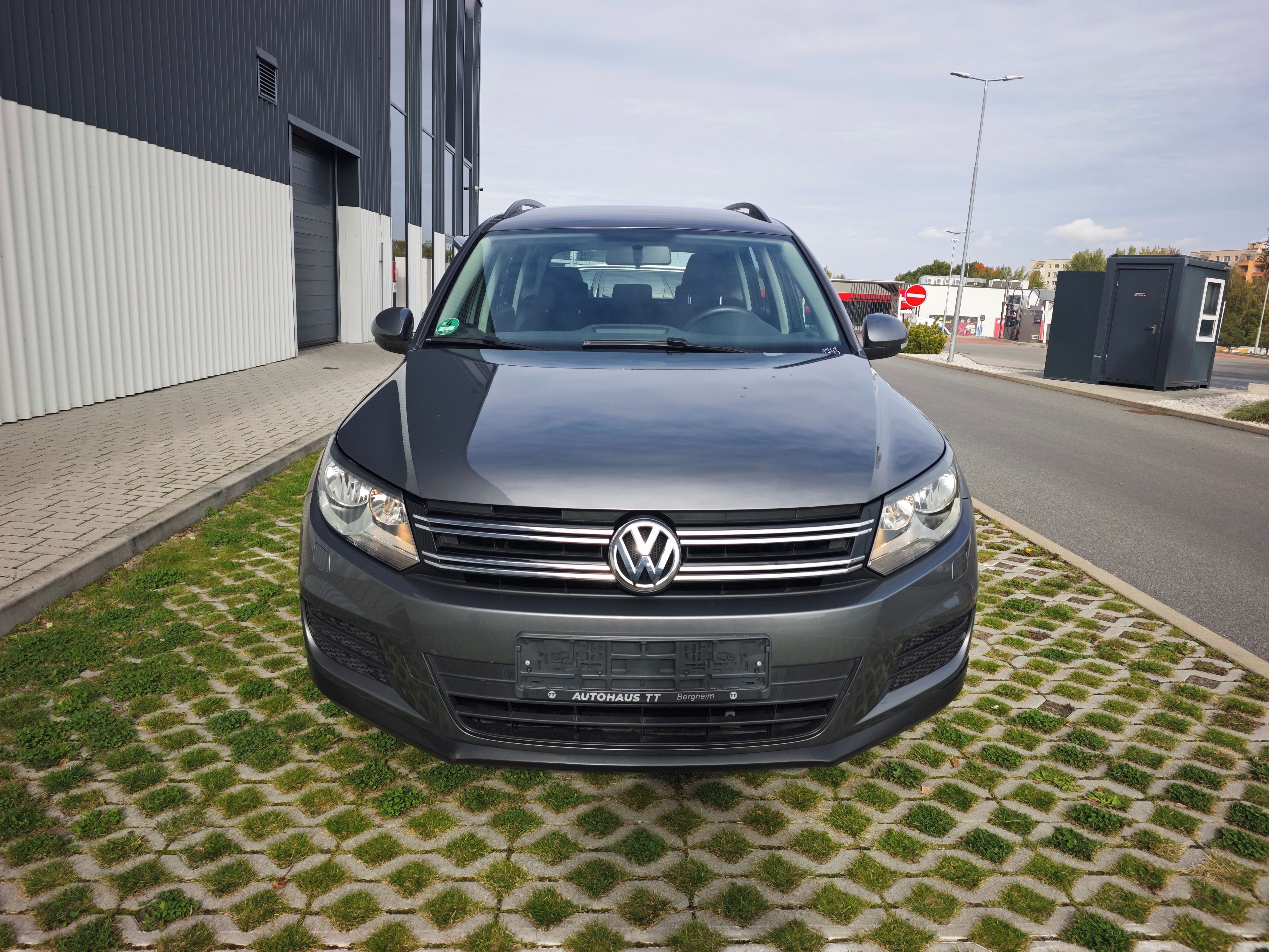 Volkswagen Tiguan, 1.majitel, tažné - fotka 2
