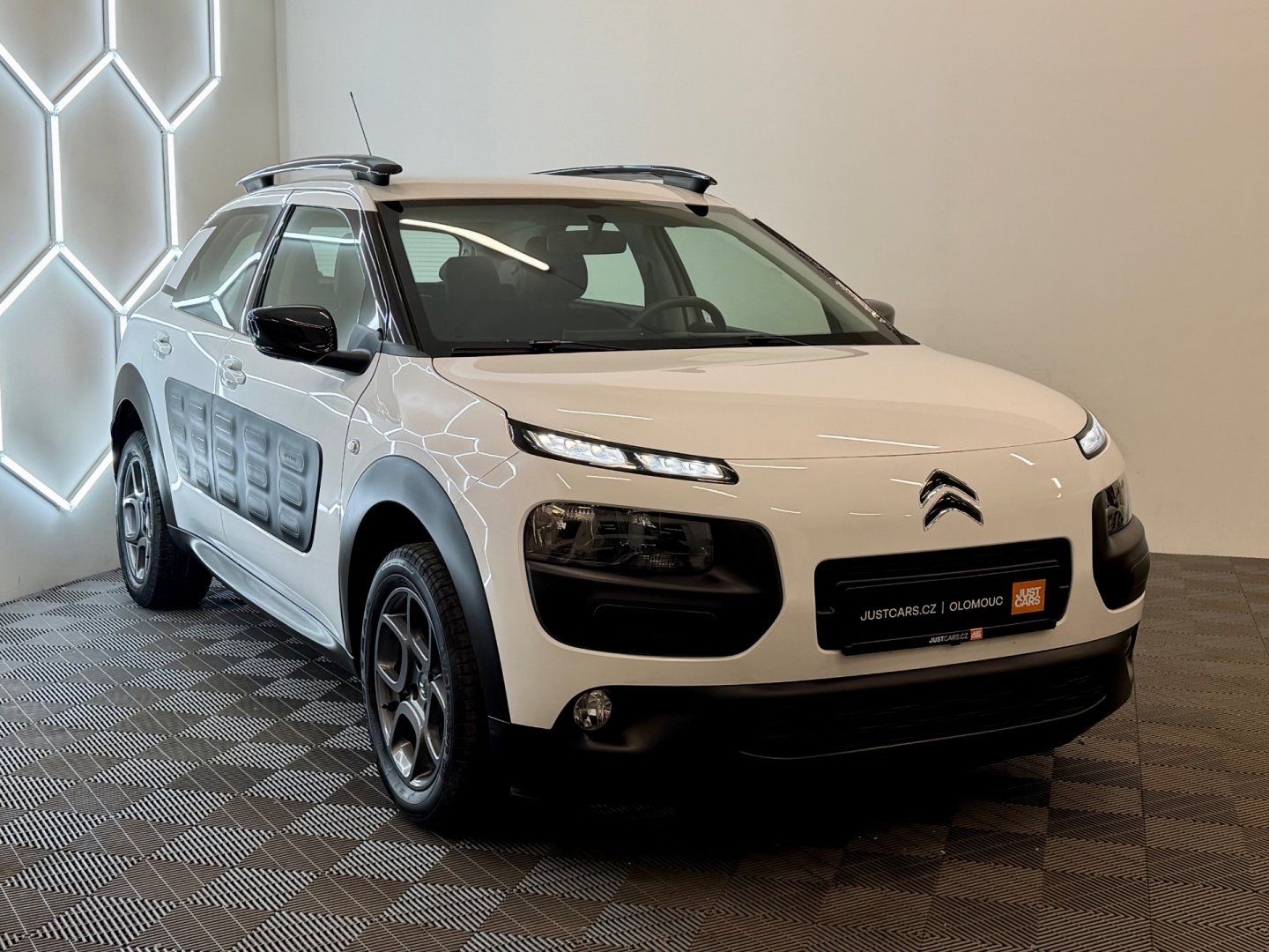 Citroën C4 Cactus, 1.2 PureTech 60kW/Feel Edition - fotka 4
