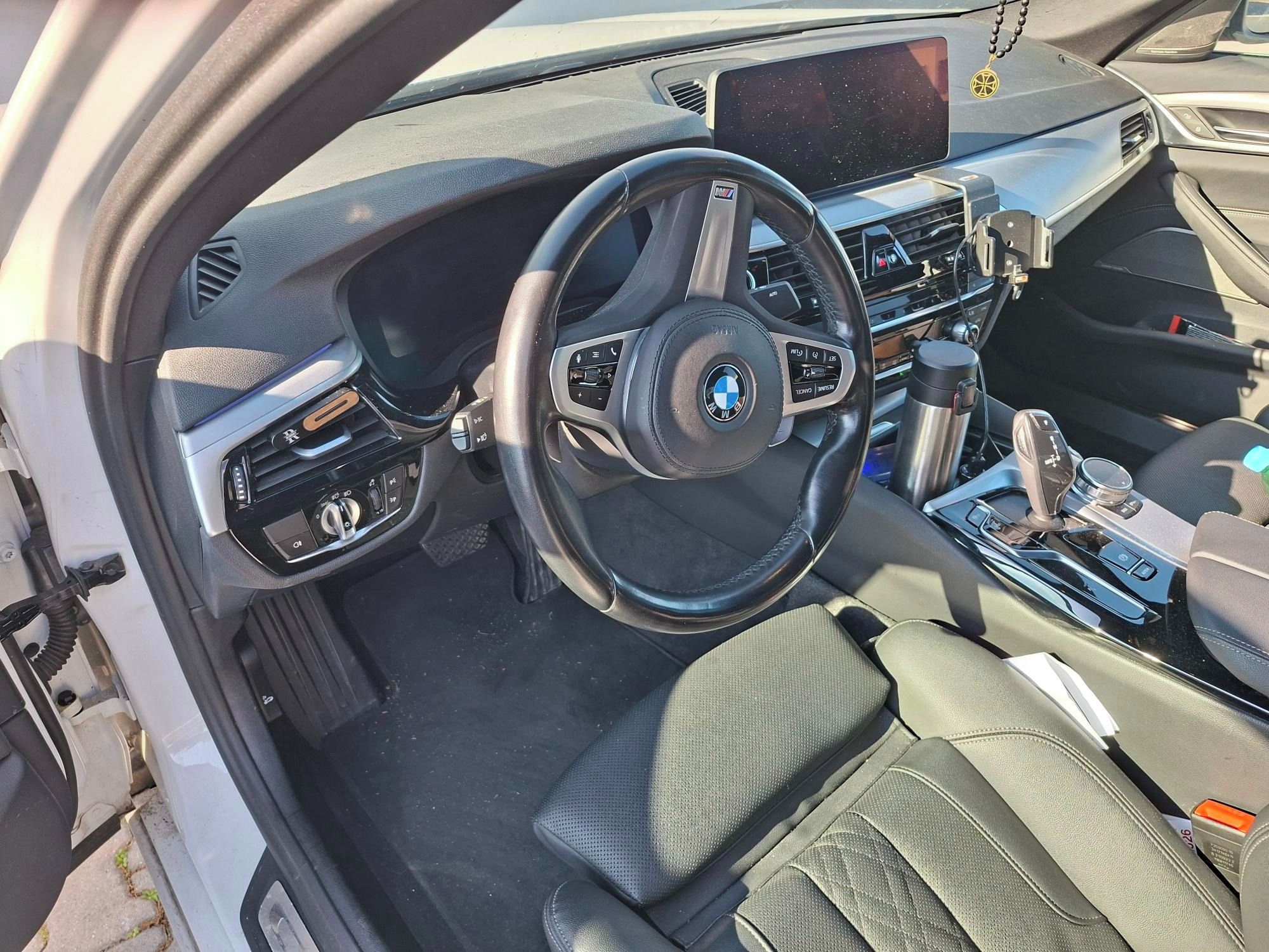 BMW Řada 5, BMW 530xd - fotka 6