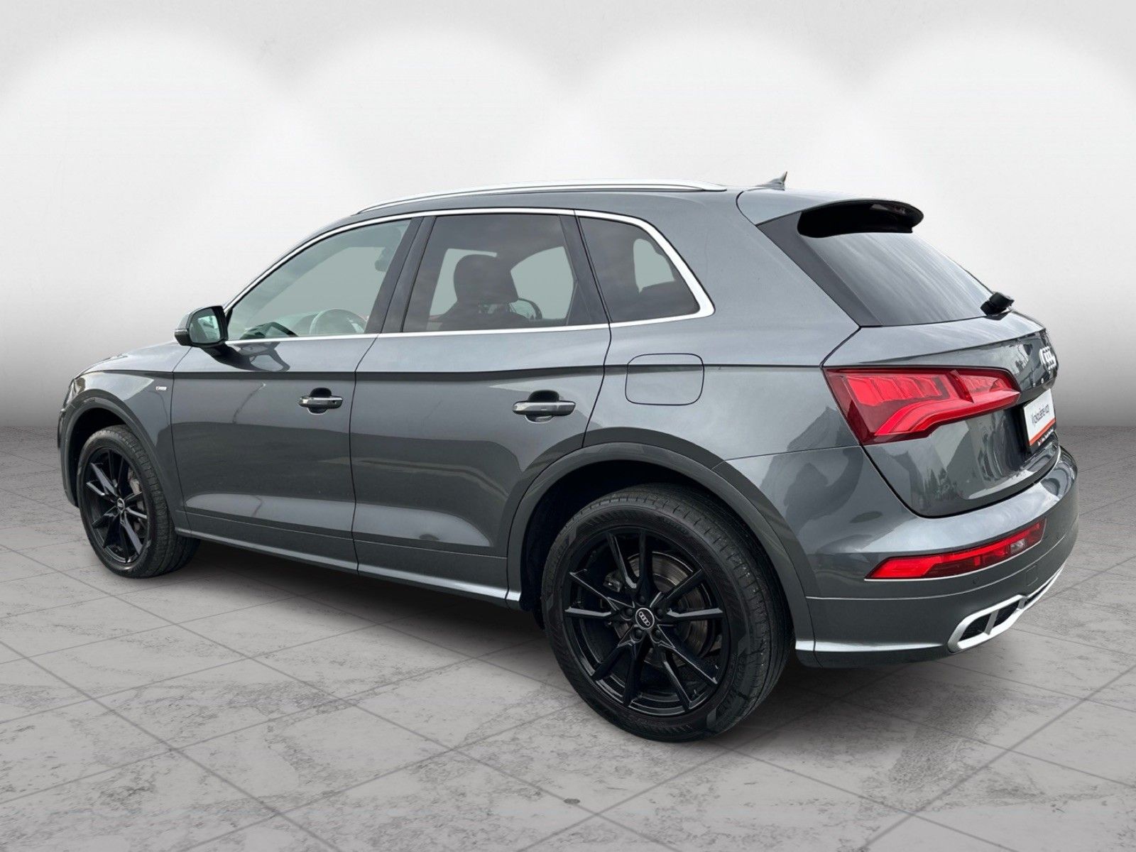 Audi Q5, Q5 4x4 PHEV 270kW SoH:87,8% - fotka 4