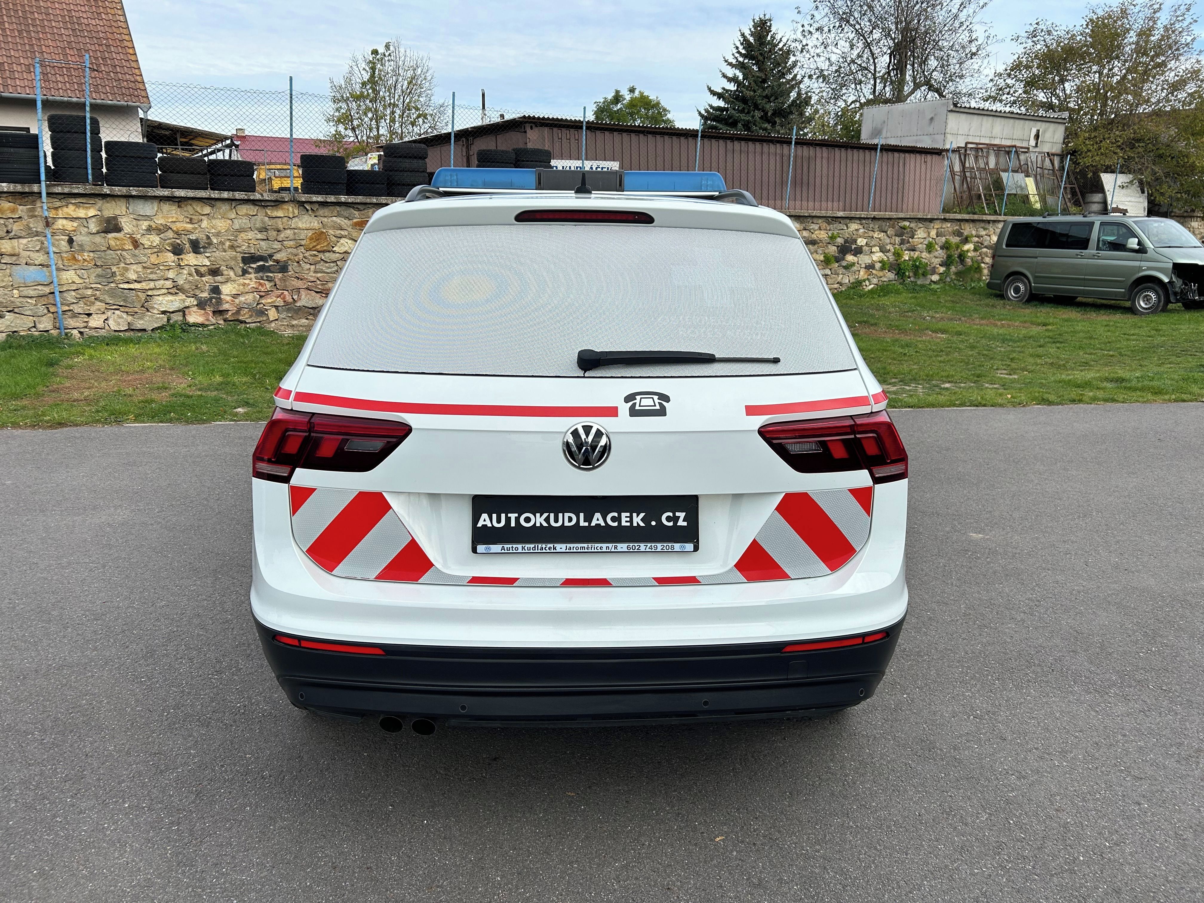 Volkswagen Tiguan, 2.0 TDI - DSG 4x4 Sanitní vůz - fotka 6