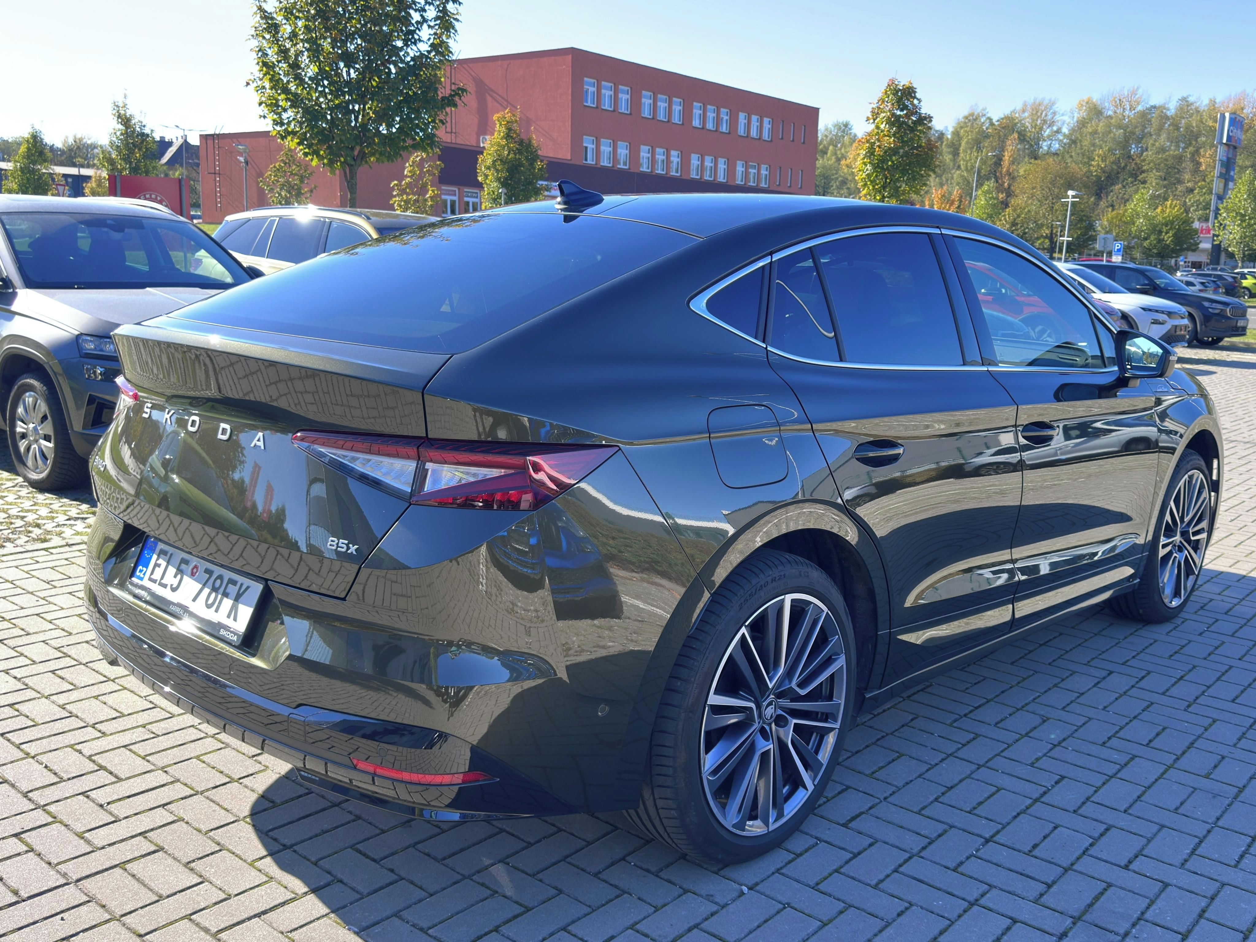 Škoda Enyaq Coupé, L&K, 85x, 4x4, 210kW, 82kWh - fotka 6