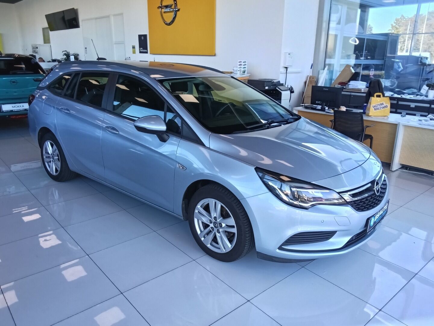 Opel Astra, 1.6CDTi 81KW 2017 - fotka 2