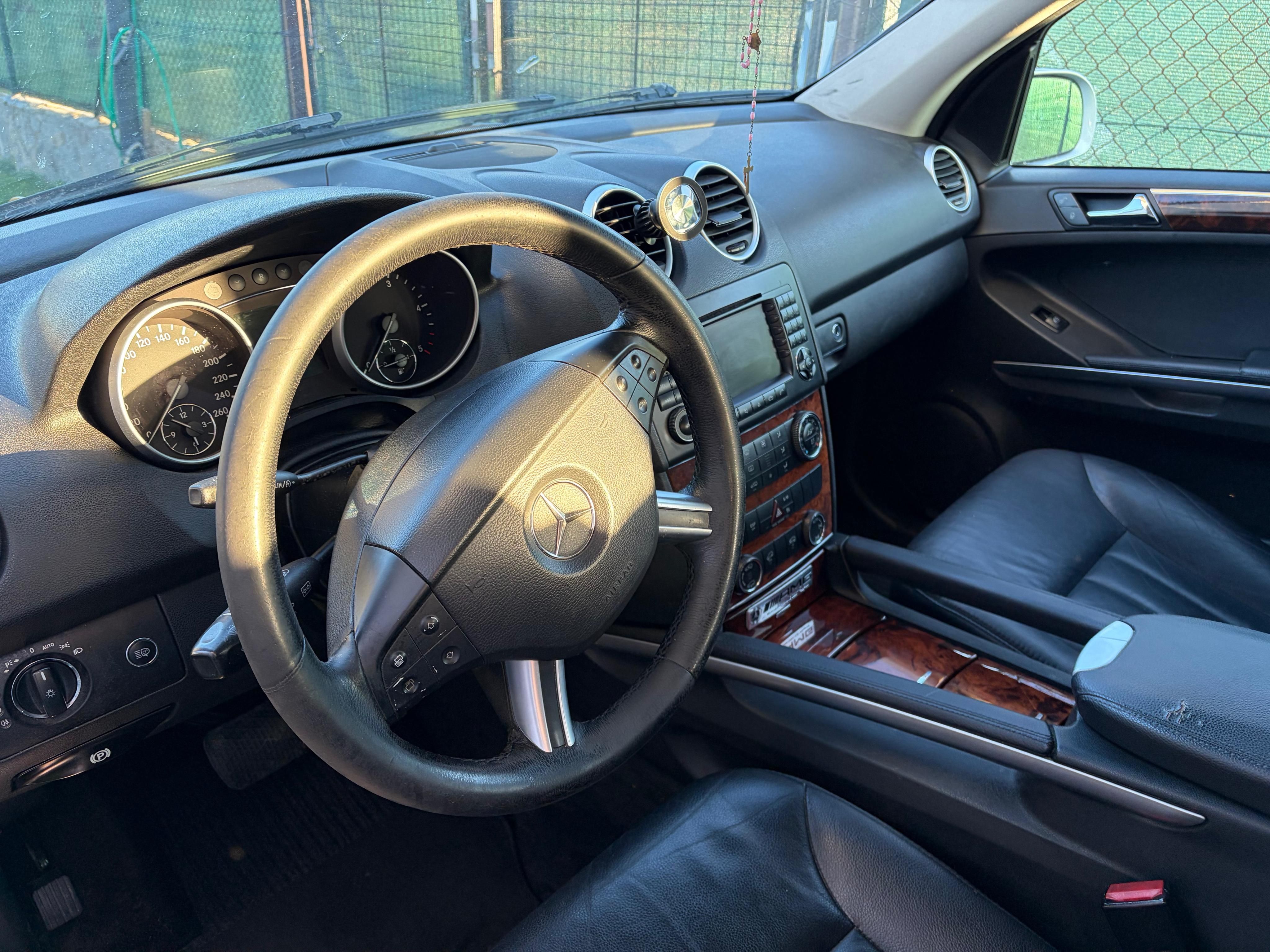 Mercedes-Benz ML, Mercedes Benz, ML 320CDI - fotka 4