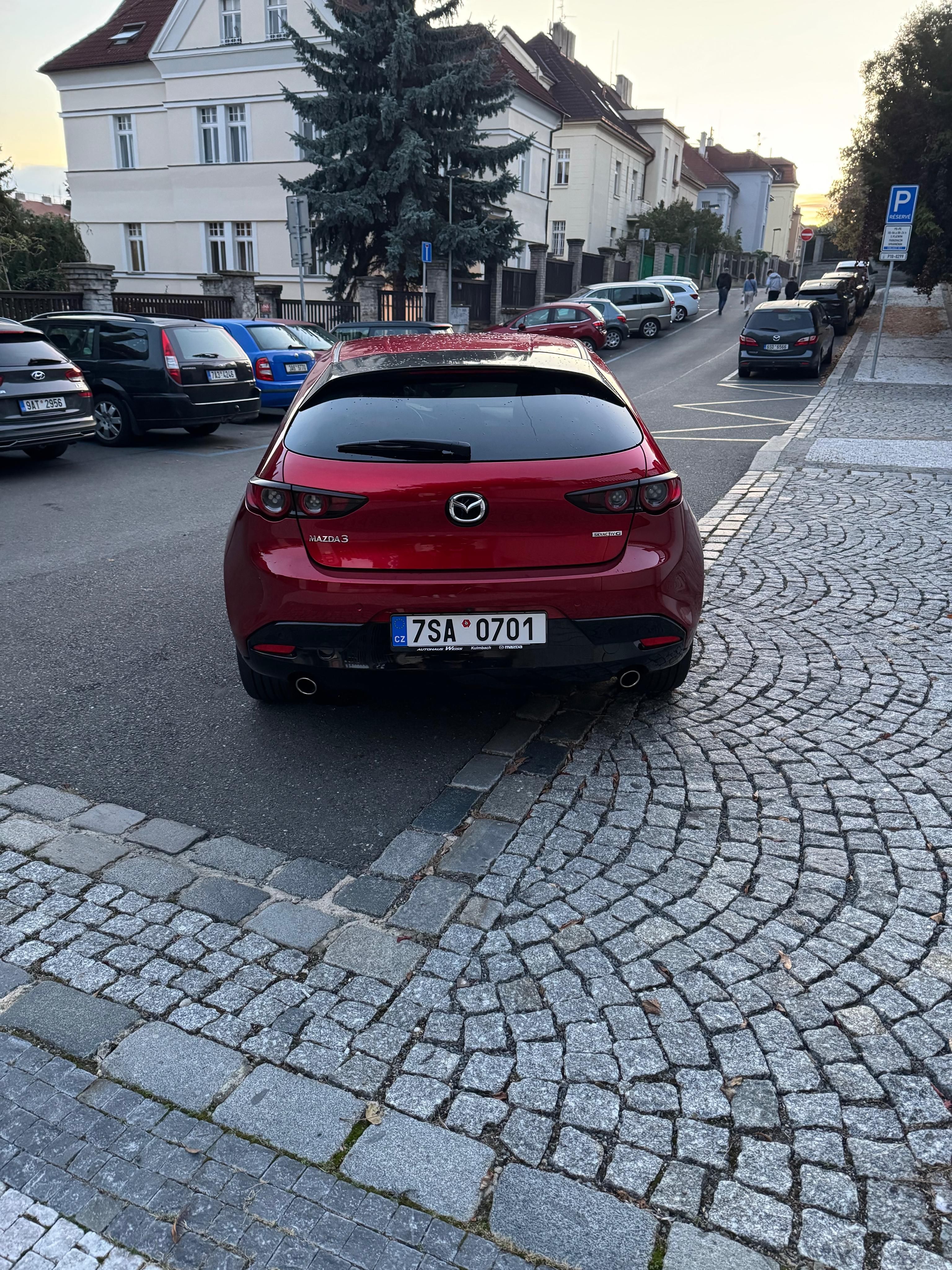 Mazda 3, Mazda 3, 2.0 Skyactiv-G 122 kw - fotka 3
