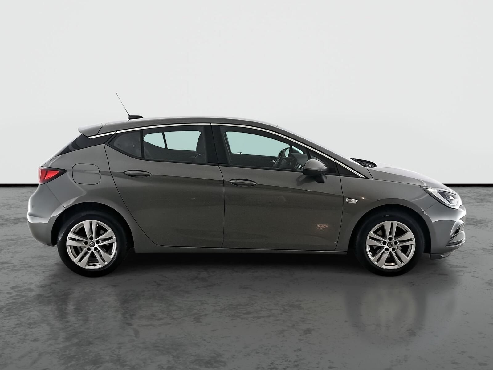 Opel Astra, 1.4 T, Serv.kniha - fotka 6