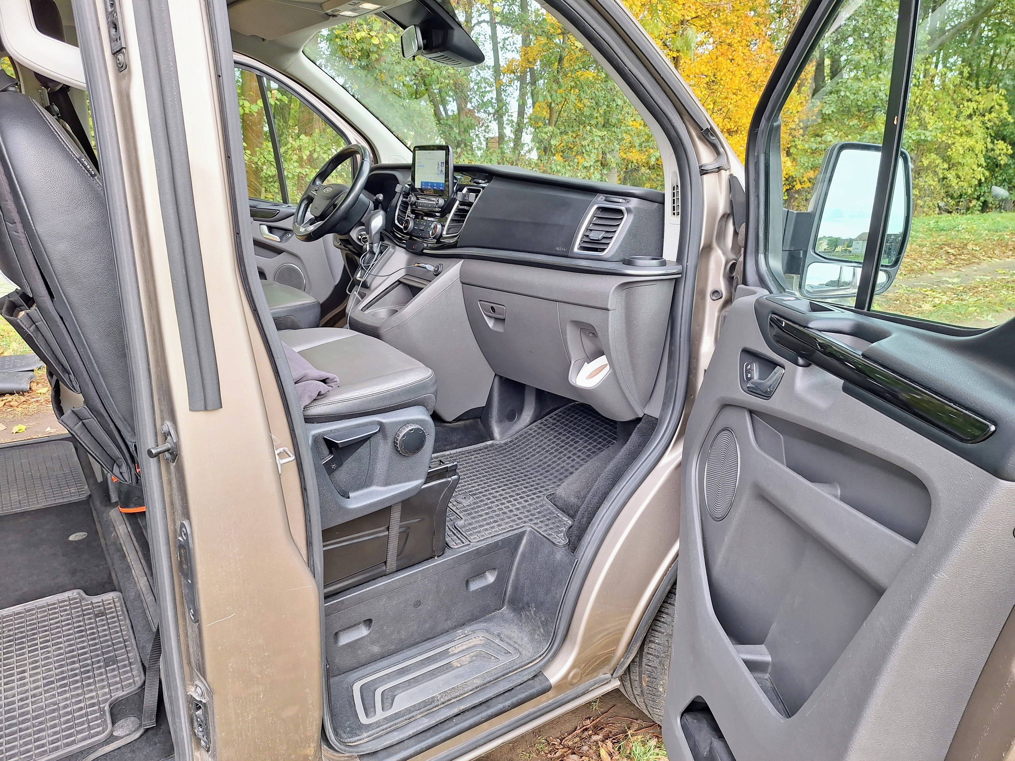 Ford Tourneo Custom, Ford Tourneo Custom L2 2.0 Eco - fotka 6
