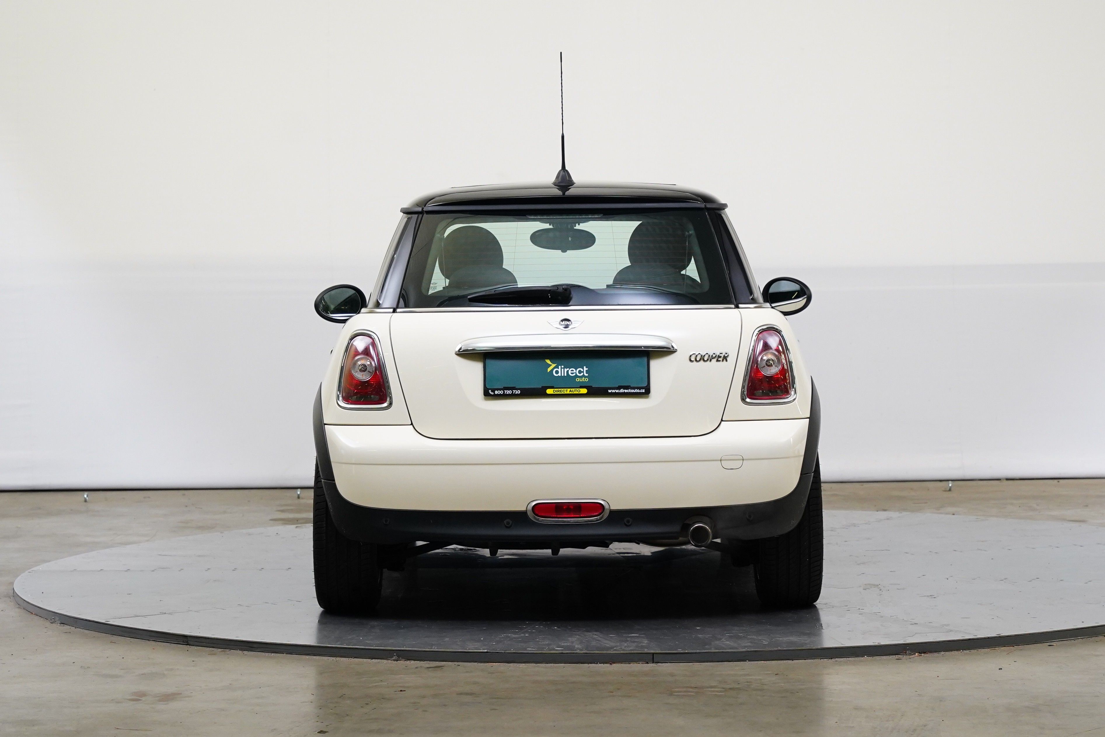 Mini Cooper, 1.6 i 90 kW - fotka 6