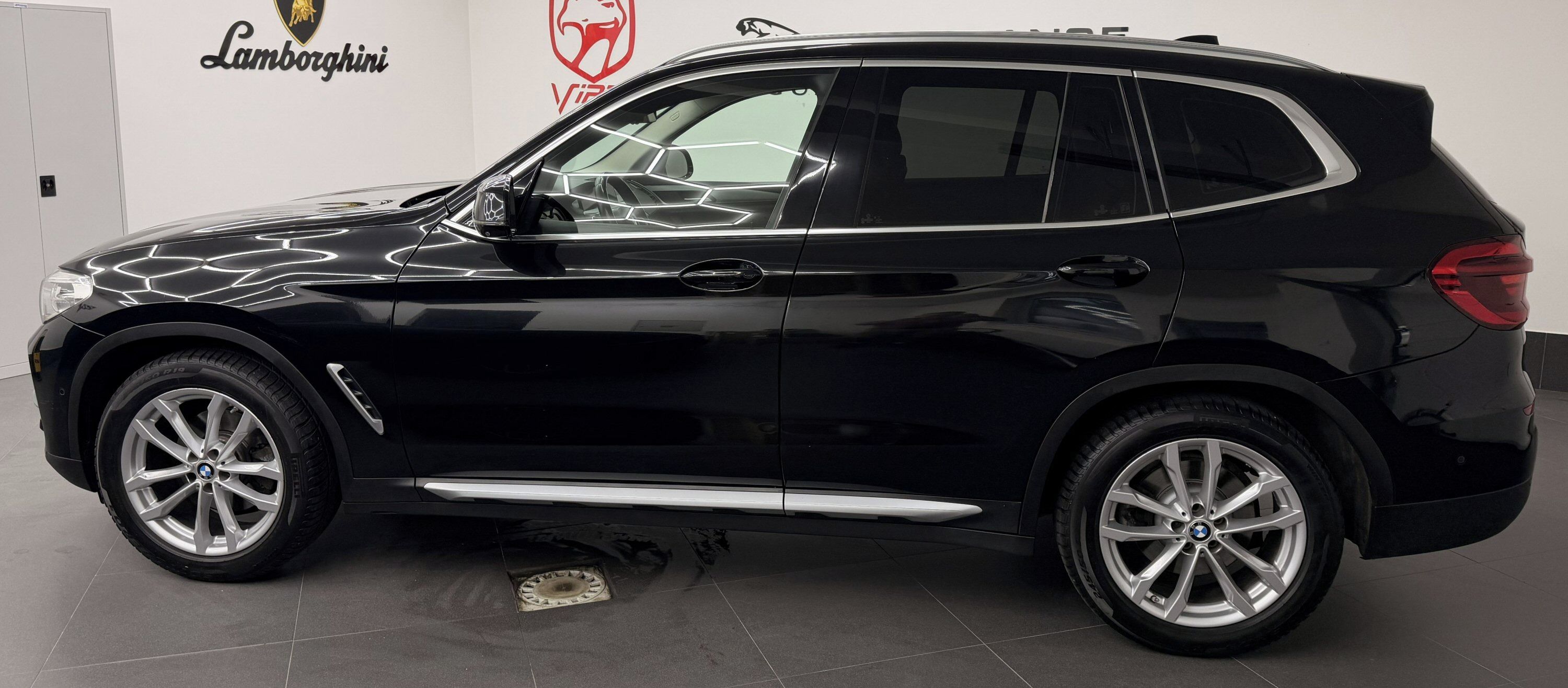 BMW X3, xDrive20d, LED, Head-Up - fotka 5