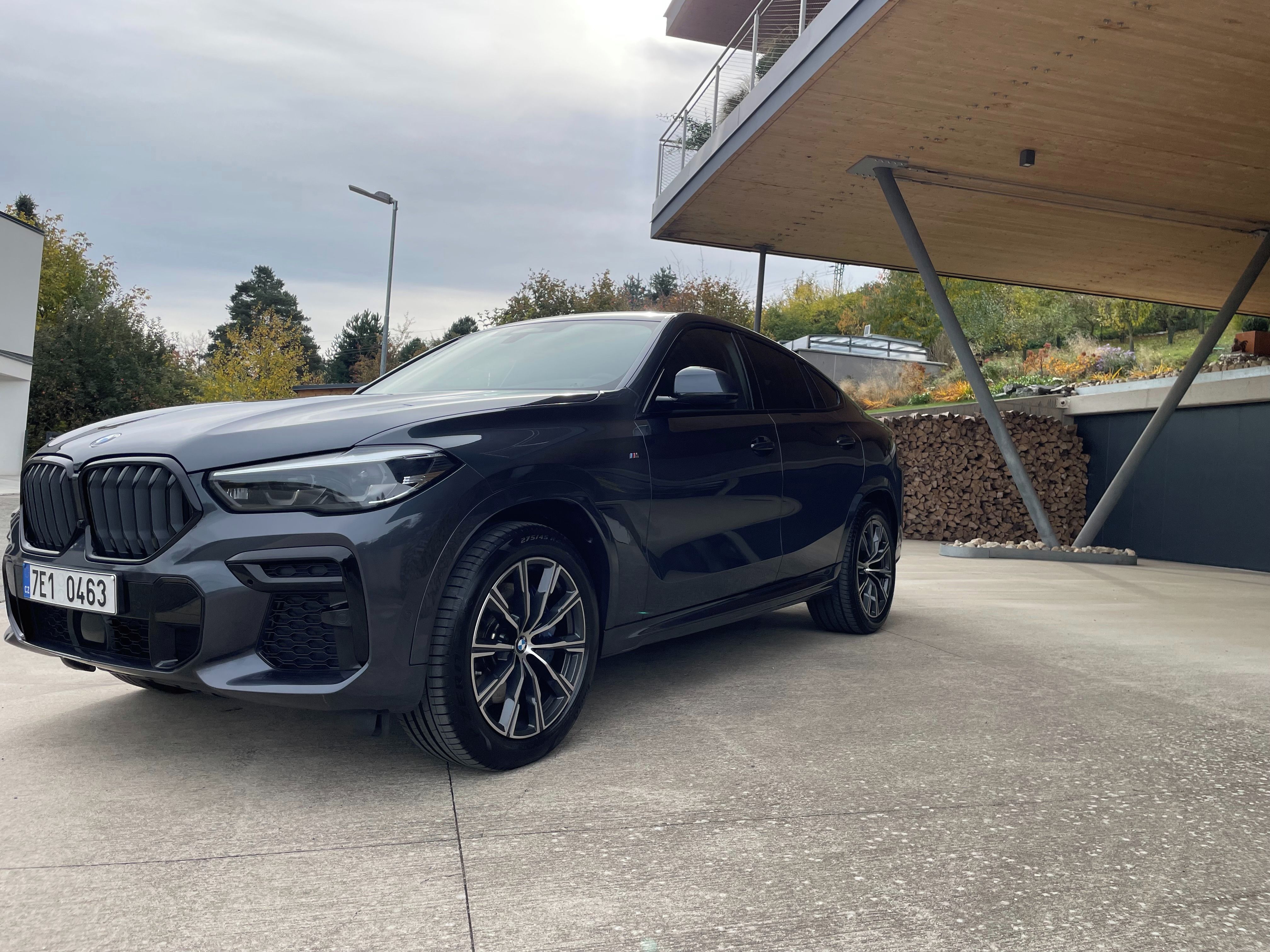 BMW X6, xDrive 40i Mpaket ČR DPH - fotka 3