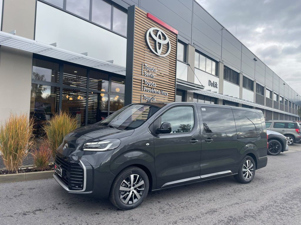 Toyota Proace Verso, 2.2D L2 180k AT VIP Skyview