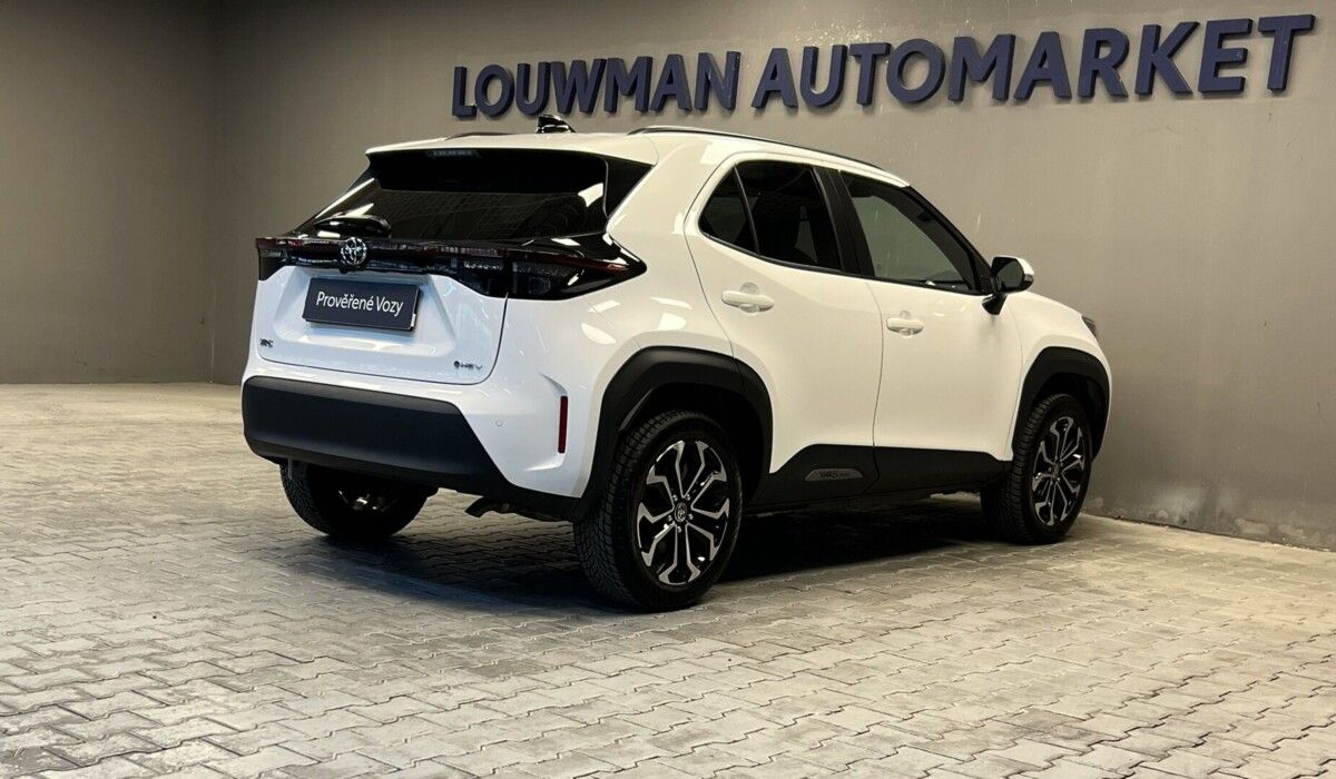 Toyota Yaris Cross, 1,5 Hybrid AT Style - fotka 2