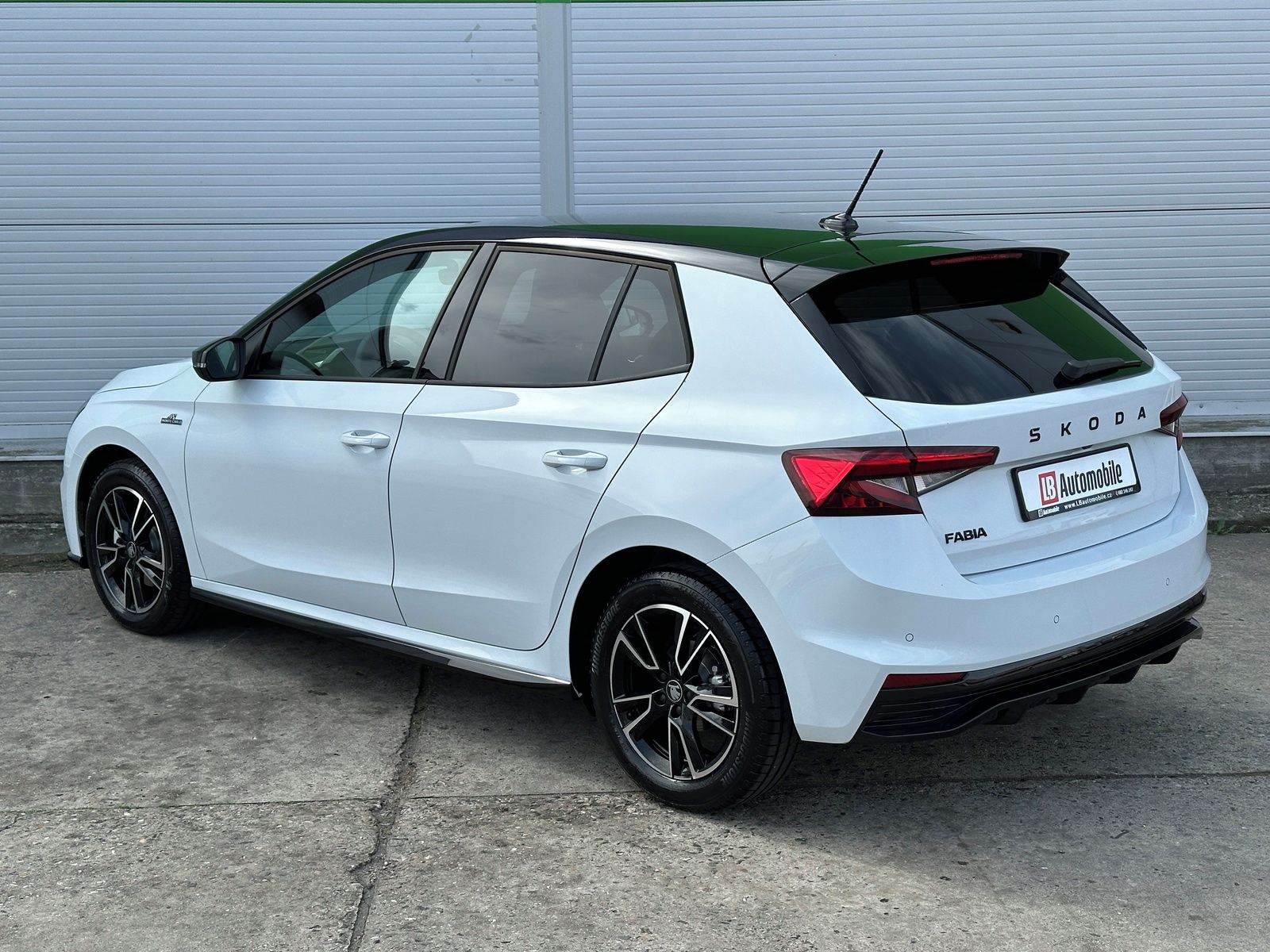 Škoda Fabia, 1.0TSi DSG Monte Carlo KAMERA - fotka 6