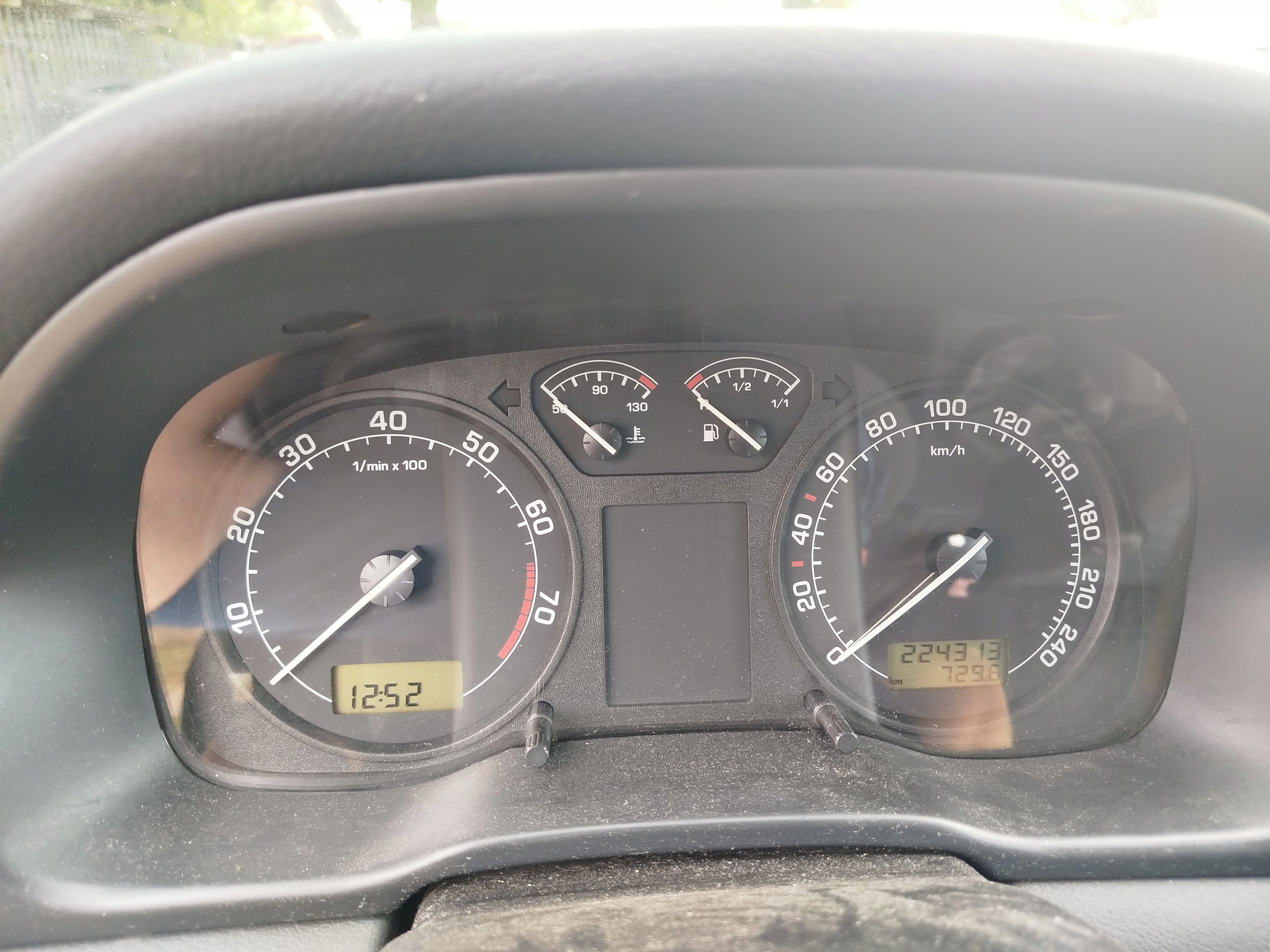 Škoda Octavia, 1,6l - Benzín, TAŽNÉ + kola - fotka 2