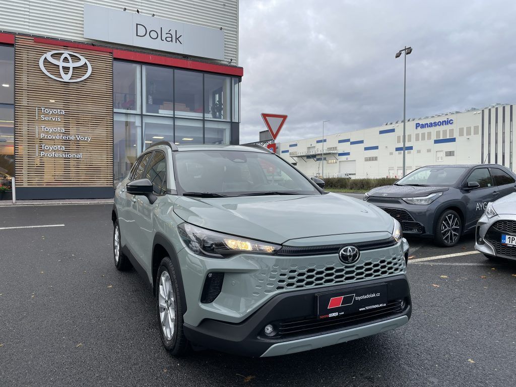 Toyota Corolla Cross, 1.8 HEV